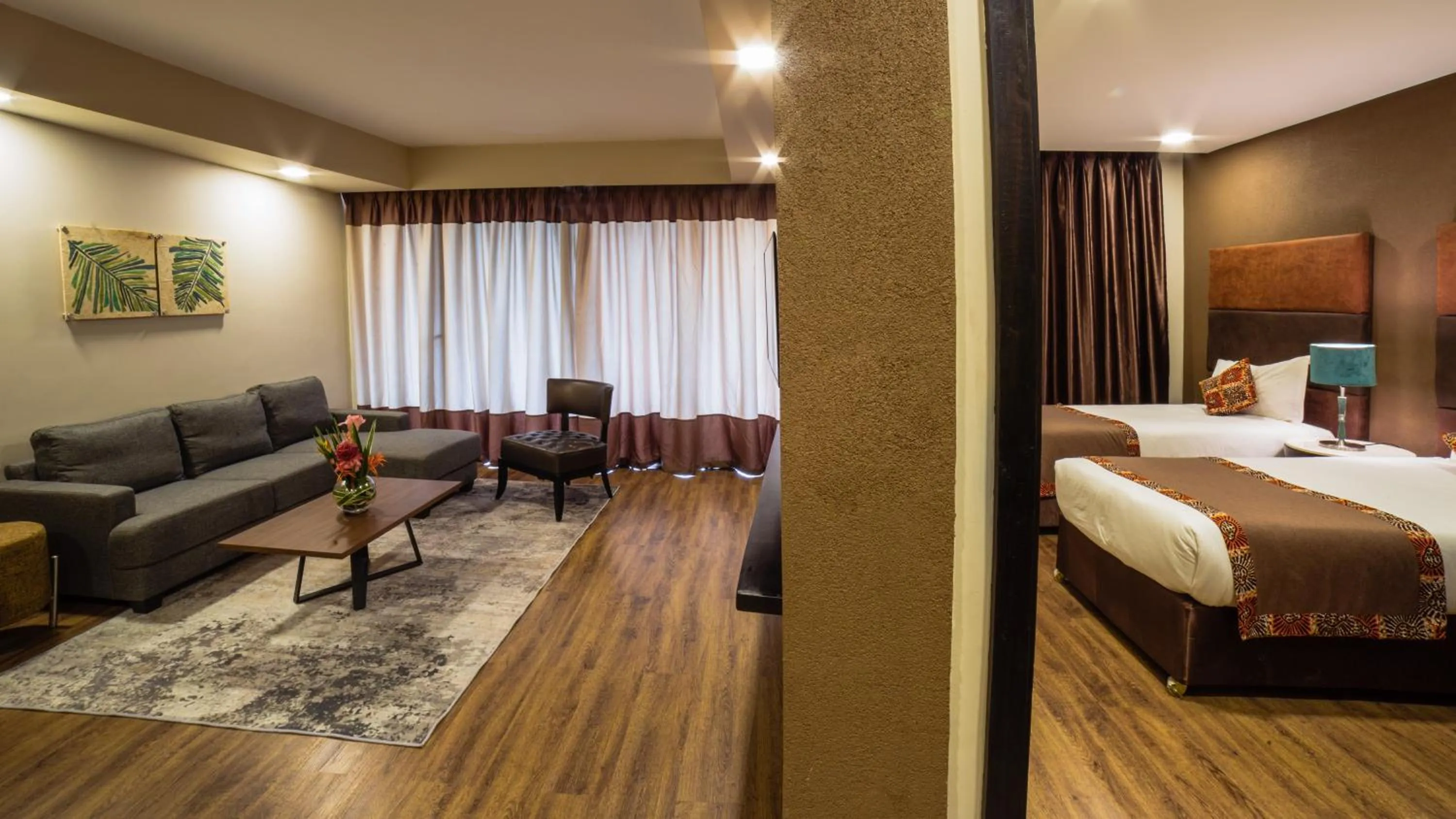 Bedroom, Bed in Kabira Country Club