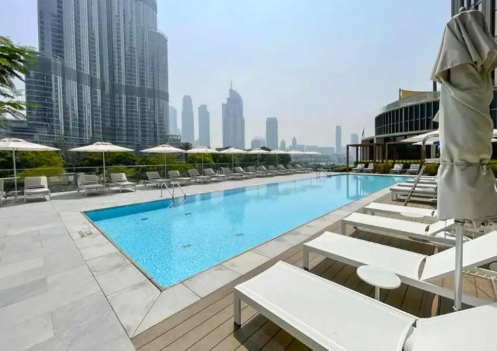 Swimming pool in Luxury 1BR The Address Opera, Downtown Dubai