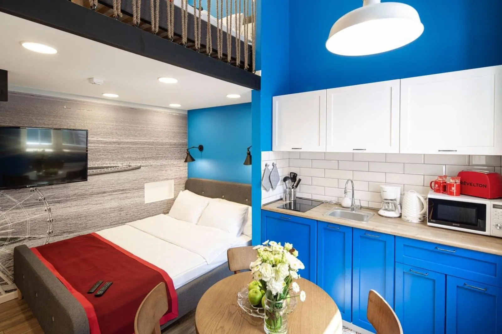 internet in R Studios Old Baku