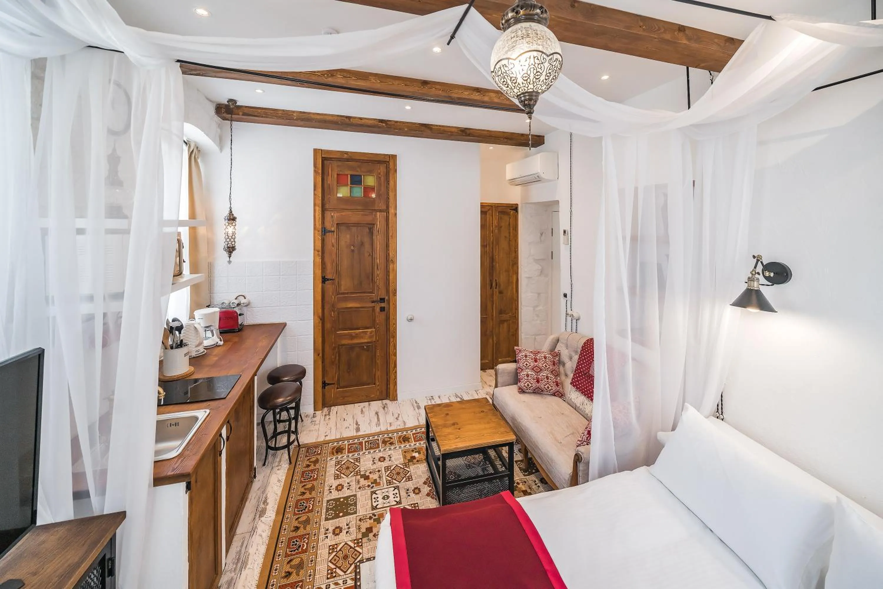 Bed in R Studios Old Baku