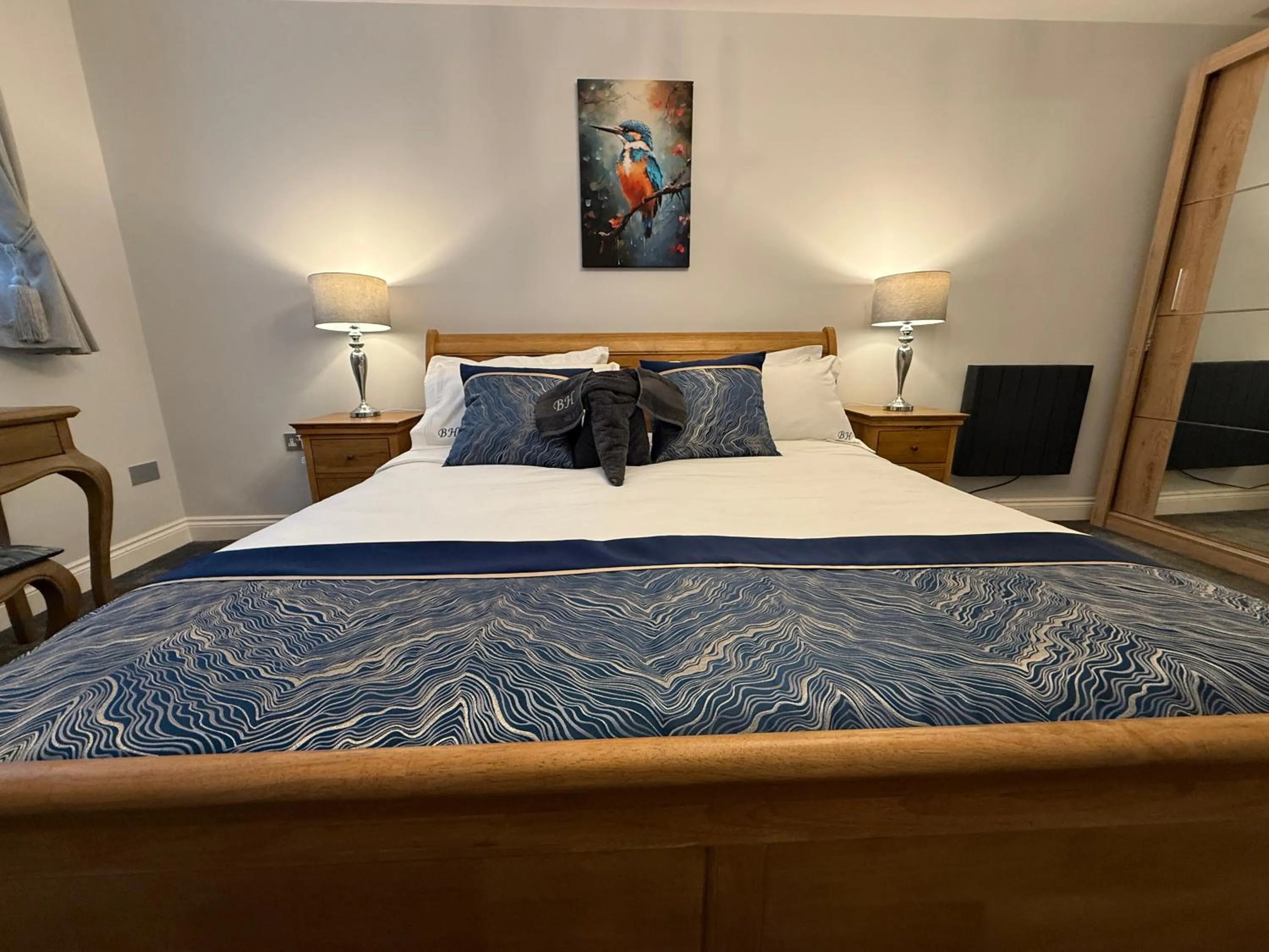 Stansted Airport Stay, Parking and Luxury Suite
