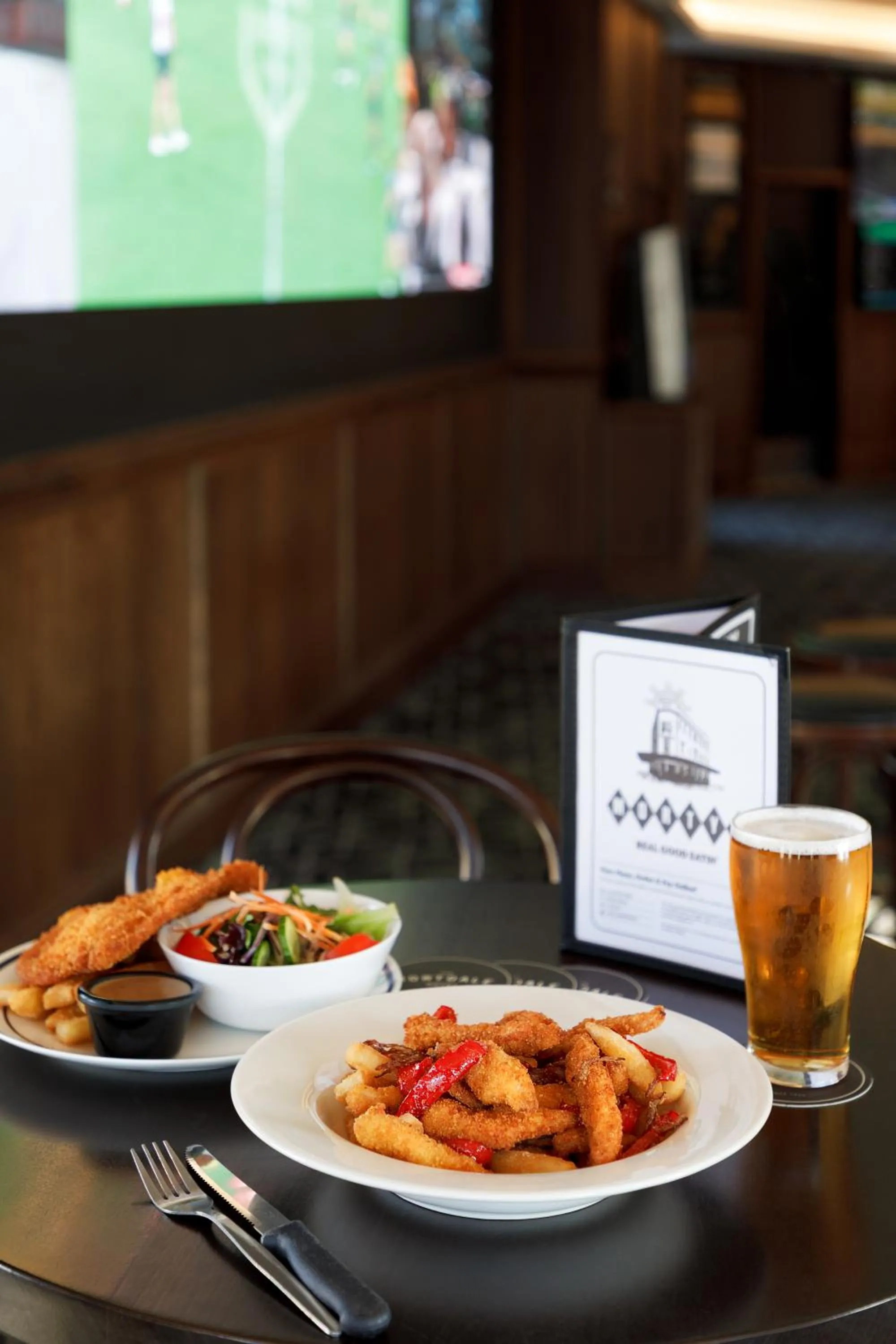 Restaurant/places to eat in Mortdale Hotel