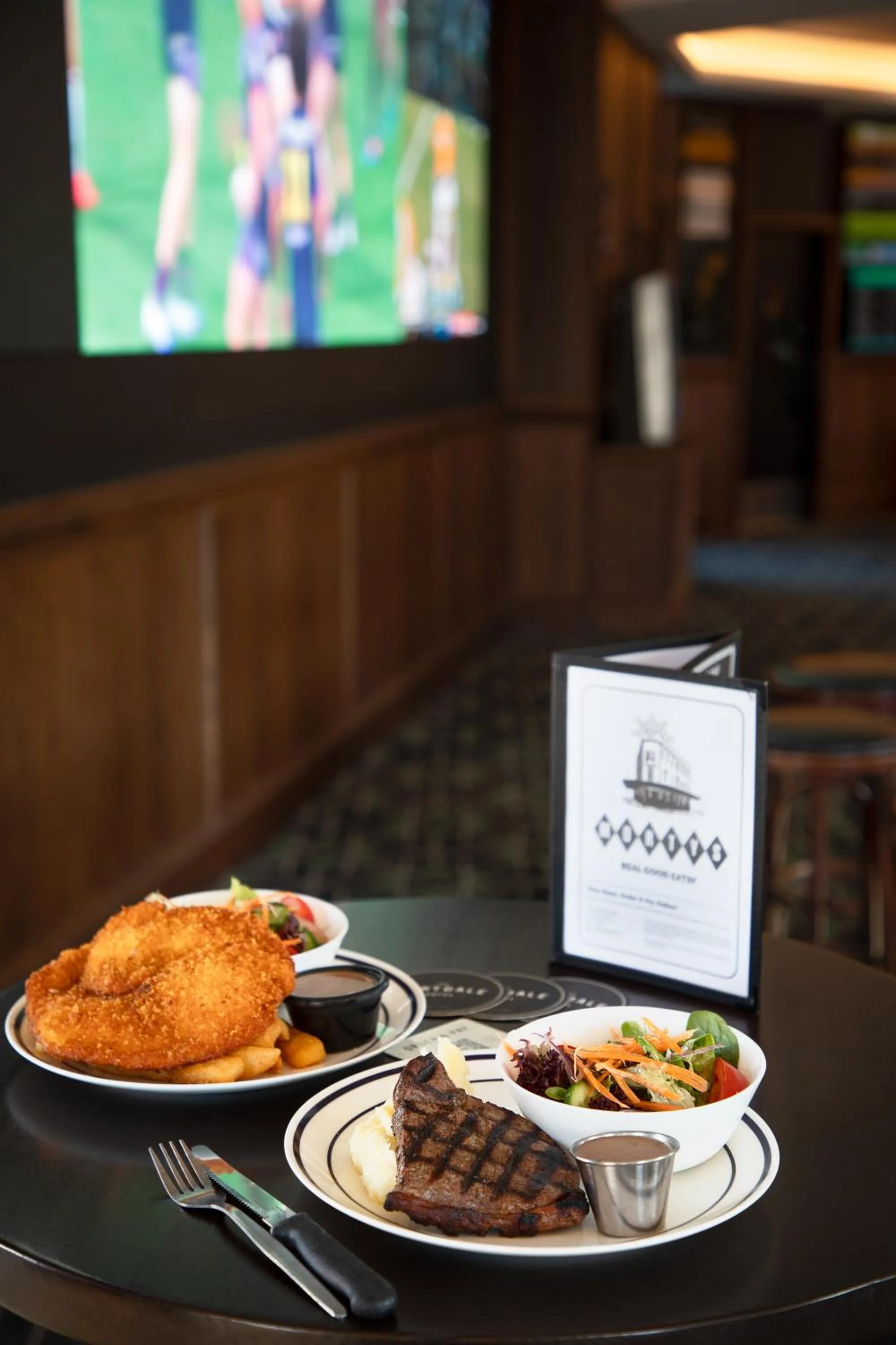 Restaurant/places to eat in Mortdale Hotel