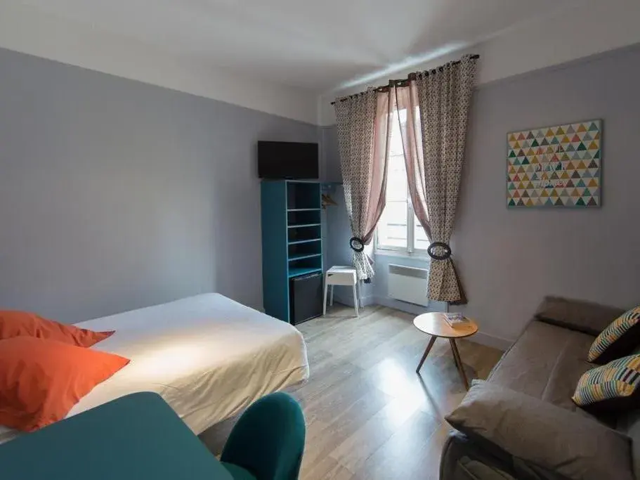 Bedroom, Bed in La Carpe d'Or Bedroom, Bed in La Carpe d'Or