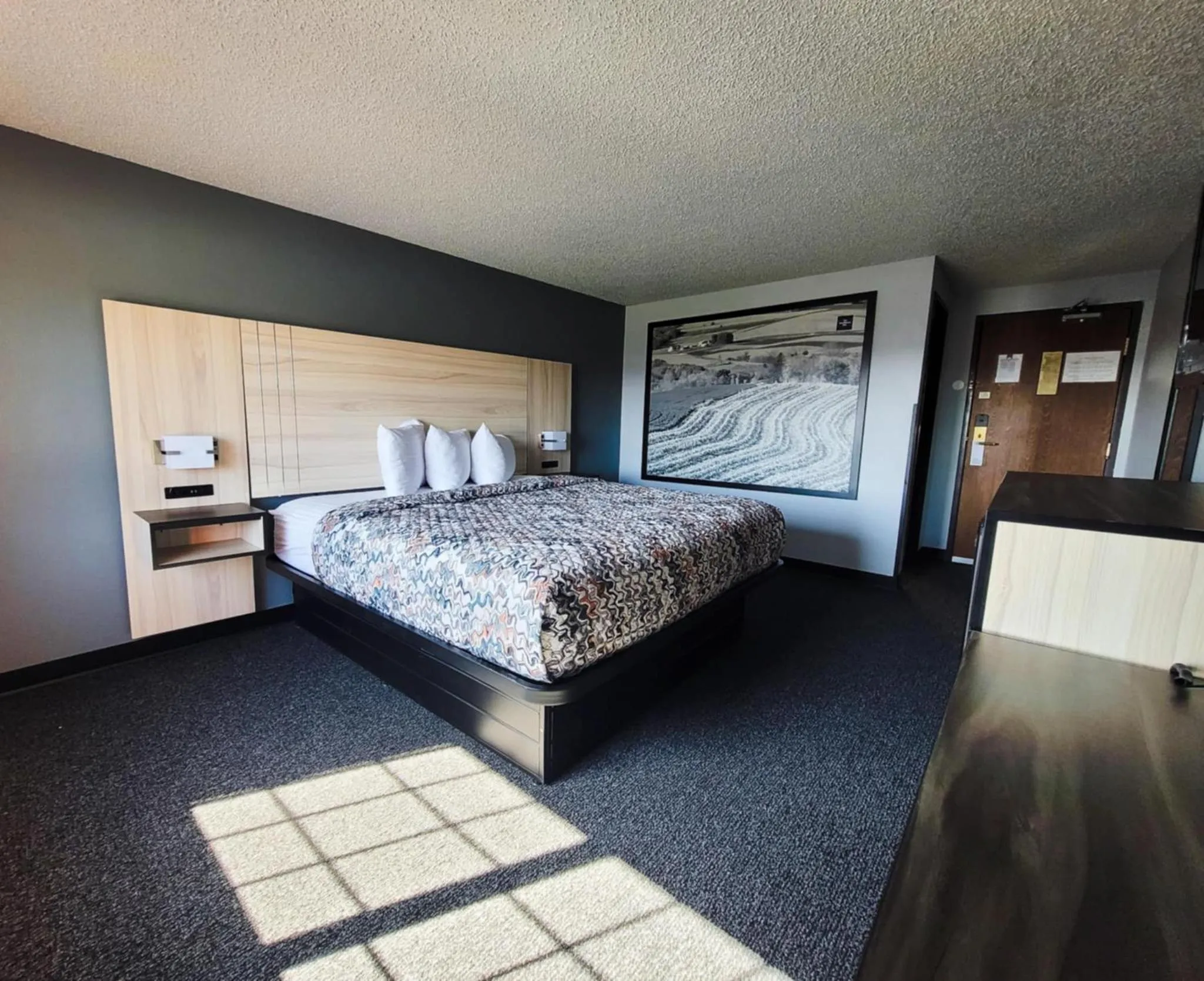 Bed in The Northwest Inn