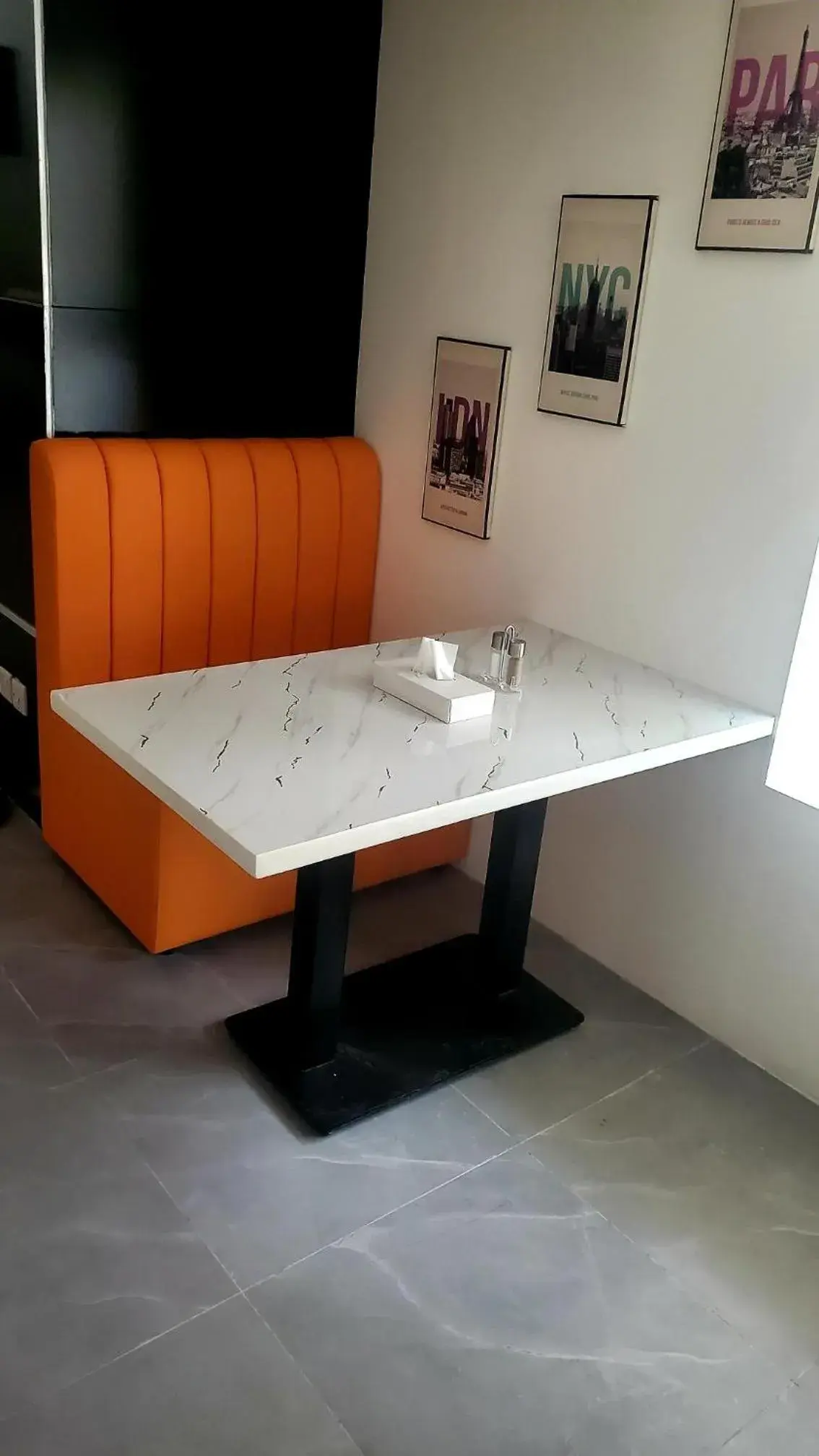 Restaurant/places to eat in Aldar Hotel Restaurant/places to eat in Aldar Hotel