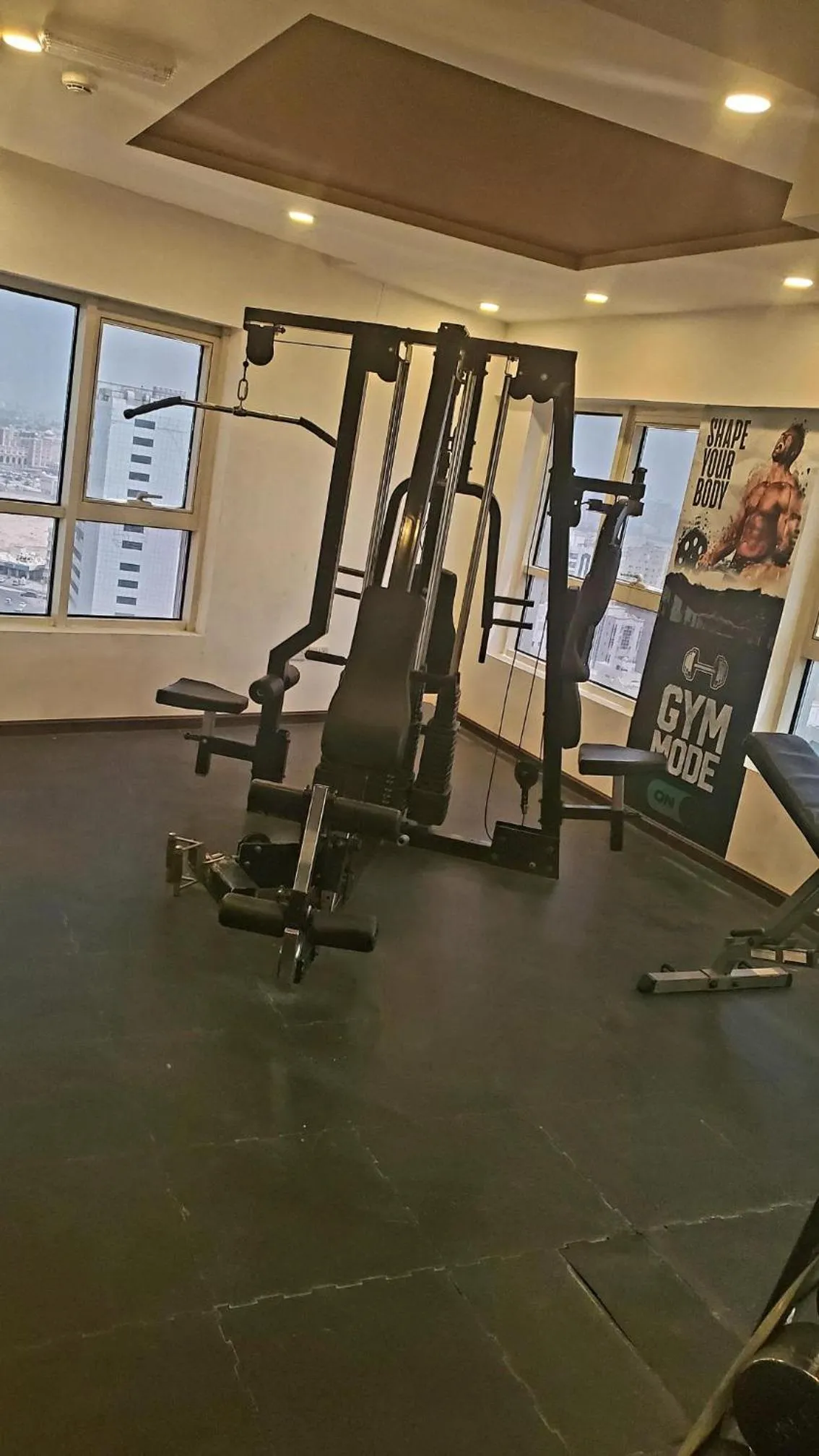Fitness centre/facilities in Aldar Hotel
