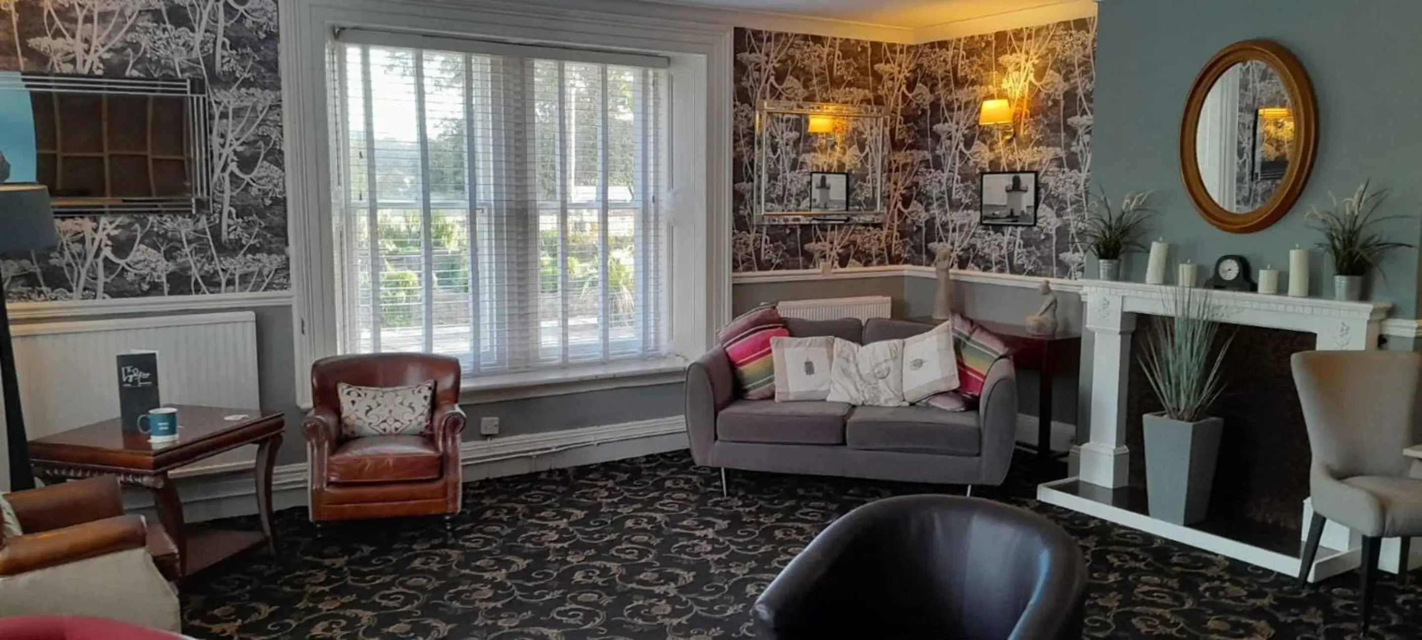 Lobby or reception in OYO Lamphey Hall Hotel Lobby or reception in OYO Lamphey Hall Hotel