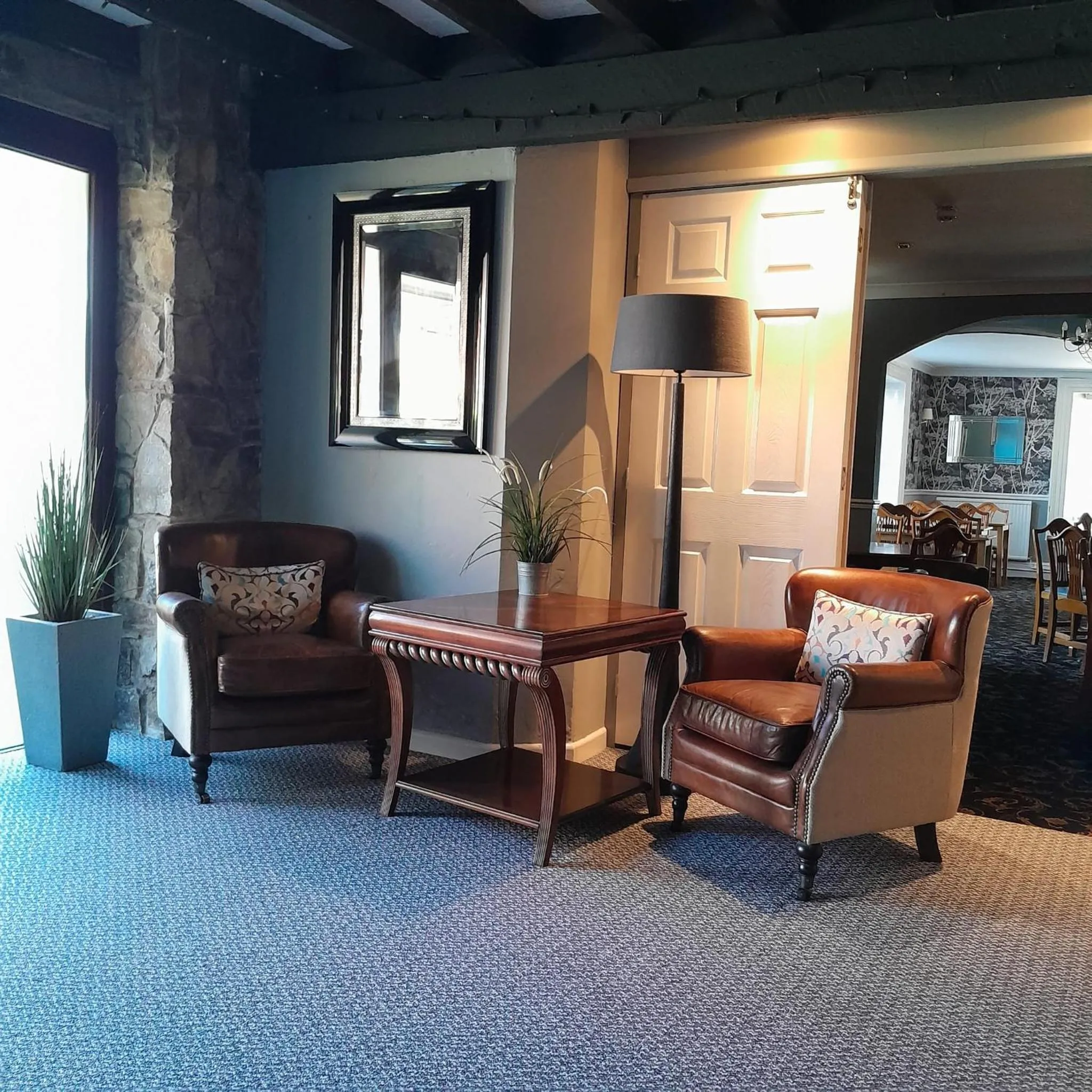 Lobby or reception in OYO Lamphey Hall