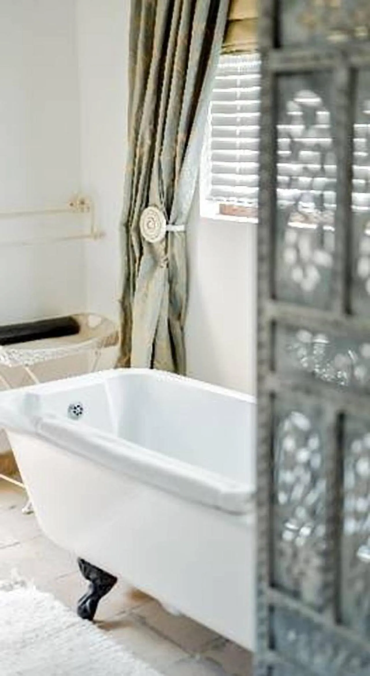 Bathroom in Swartberg Country Manor