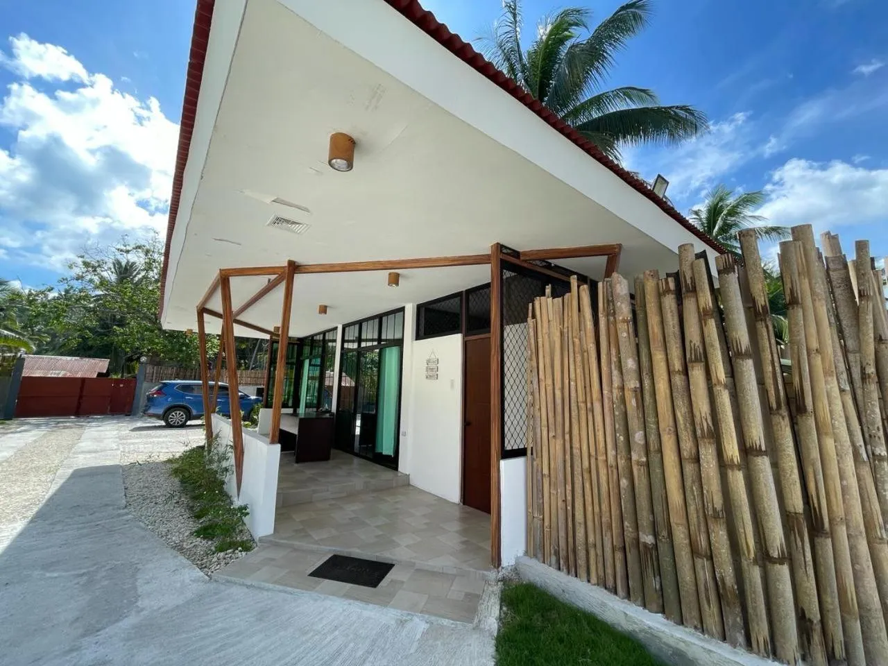 Fins Pacific Coray Bay by Hiverooms