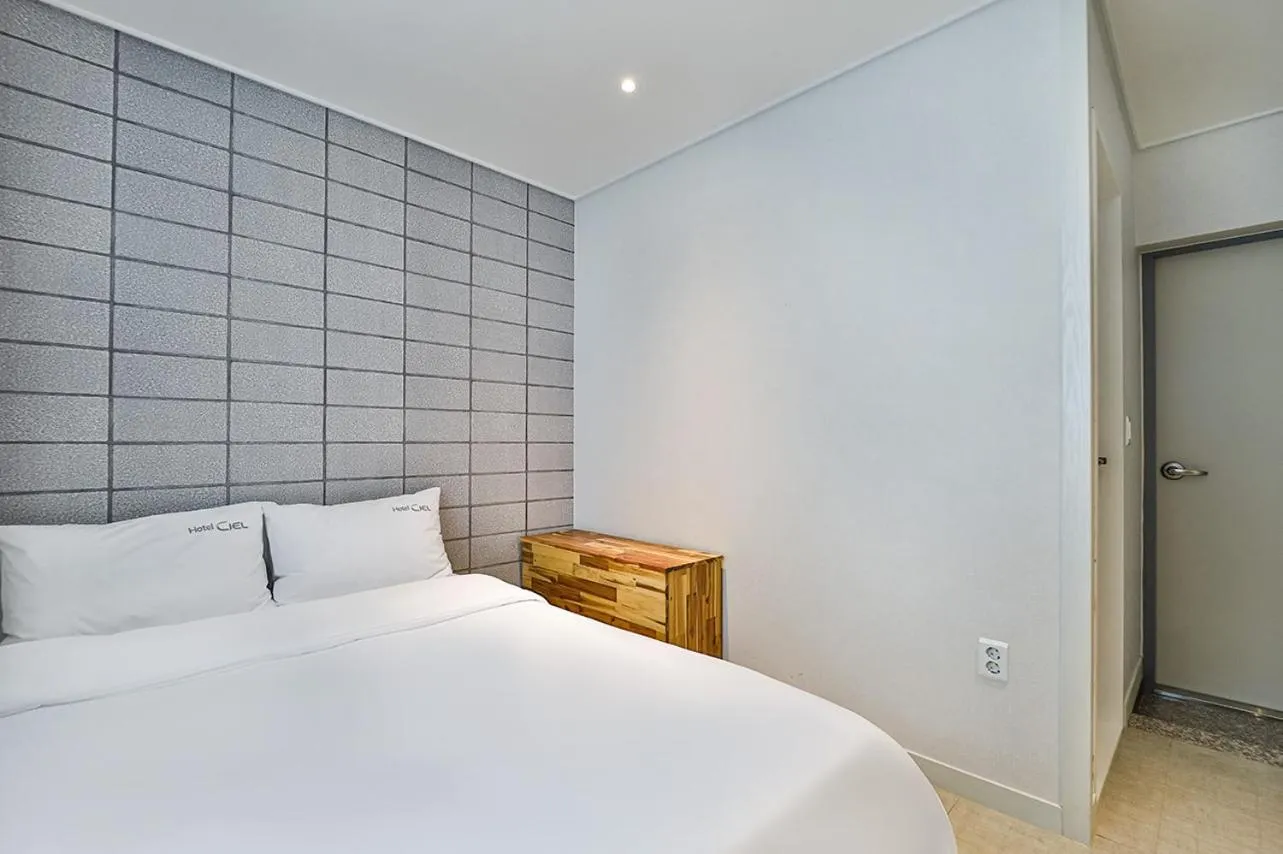 Bed in Ciel mini hotel