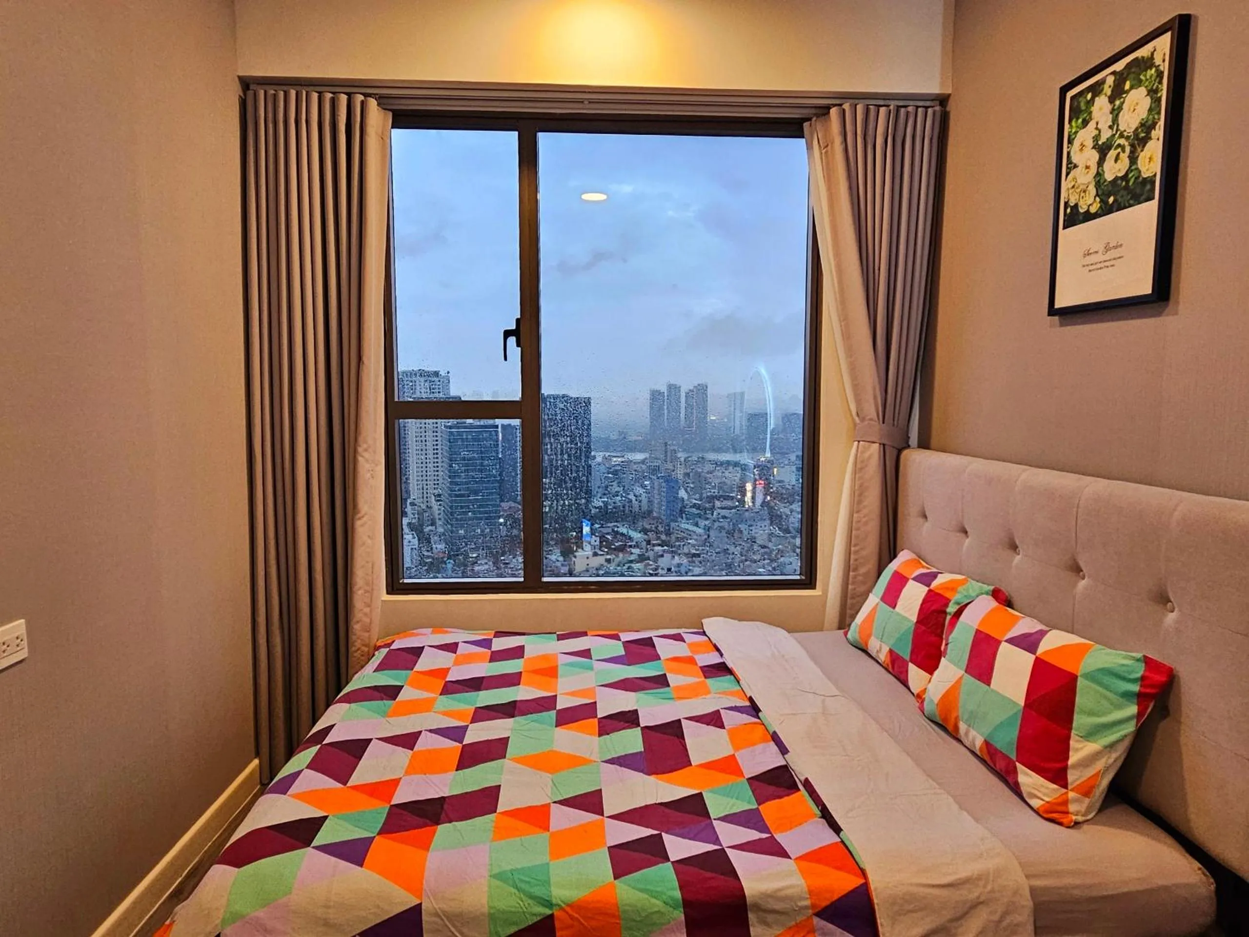 Bed in Local Home Pham Ngu Lao