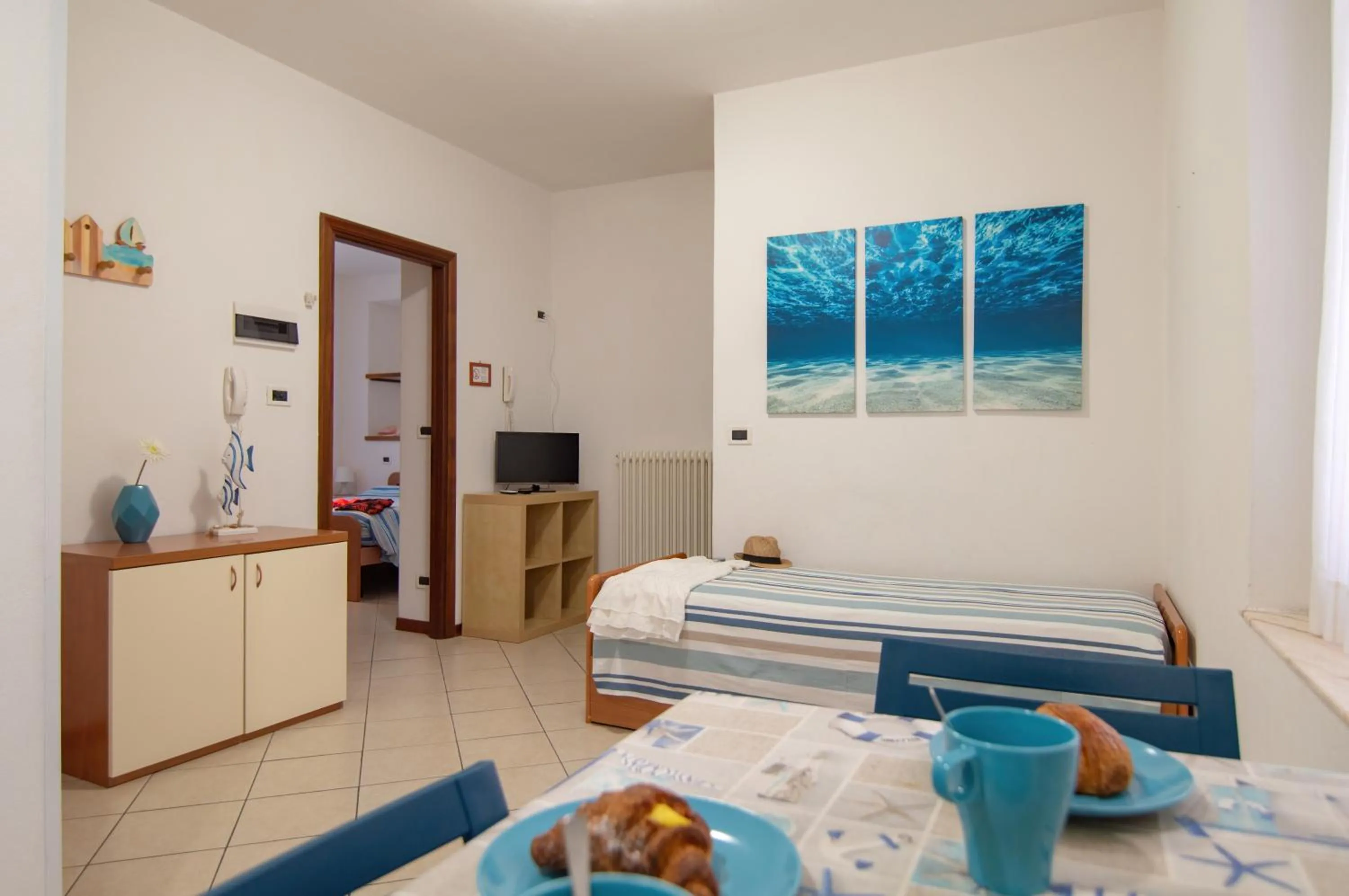 Living room, Bed in Residence Italia