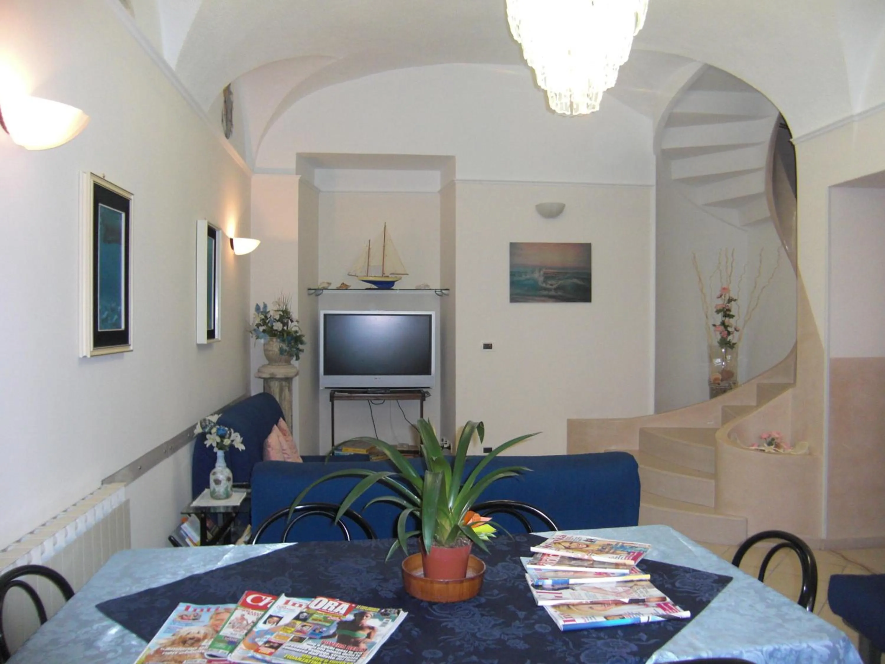 Communal lounge/ TV room in Residence Italia
