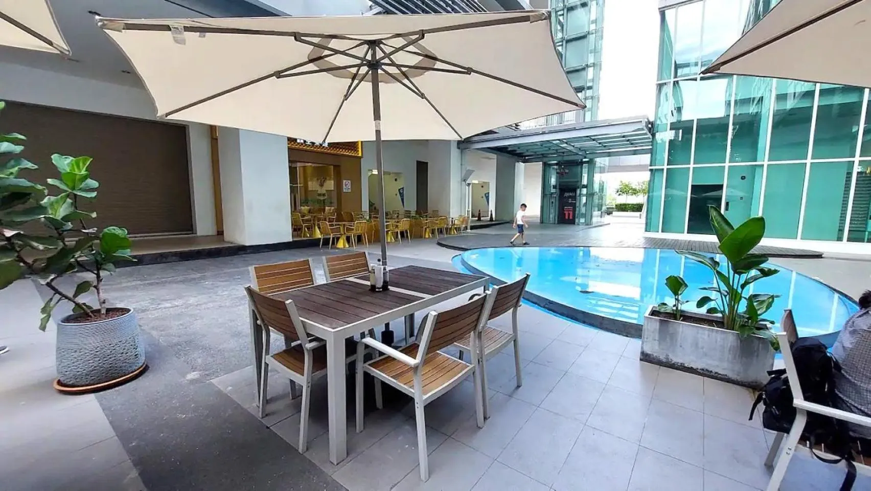 Restaurant/places to eat in Sutera Avenue Kota Kinabalu