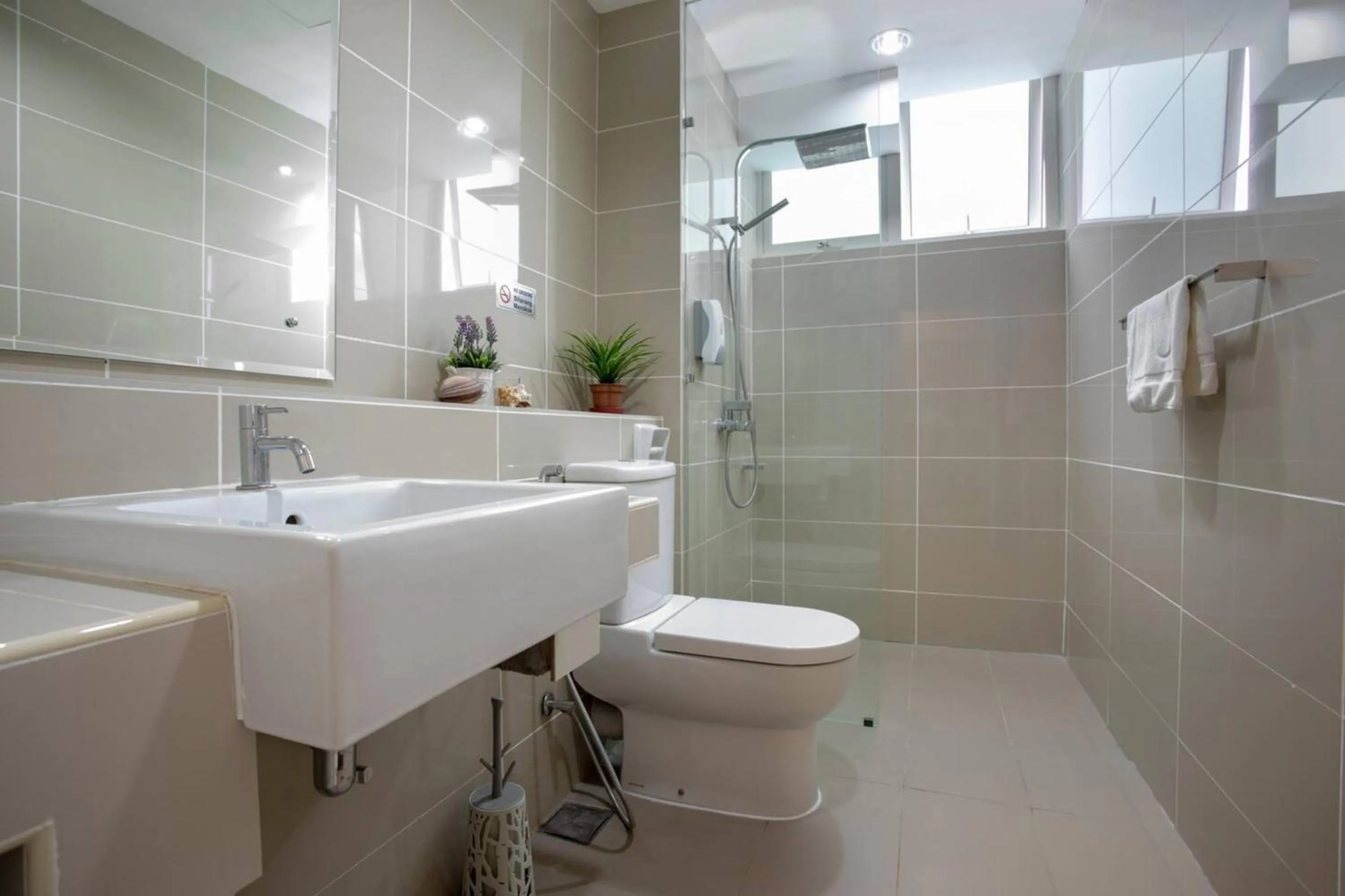 Bathroom in Sutera Avenue Kota Kinabalu