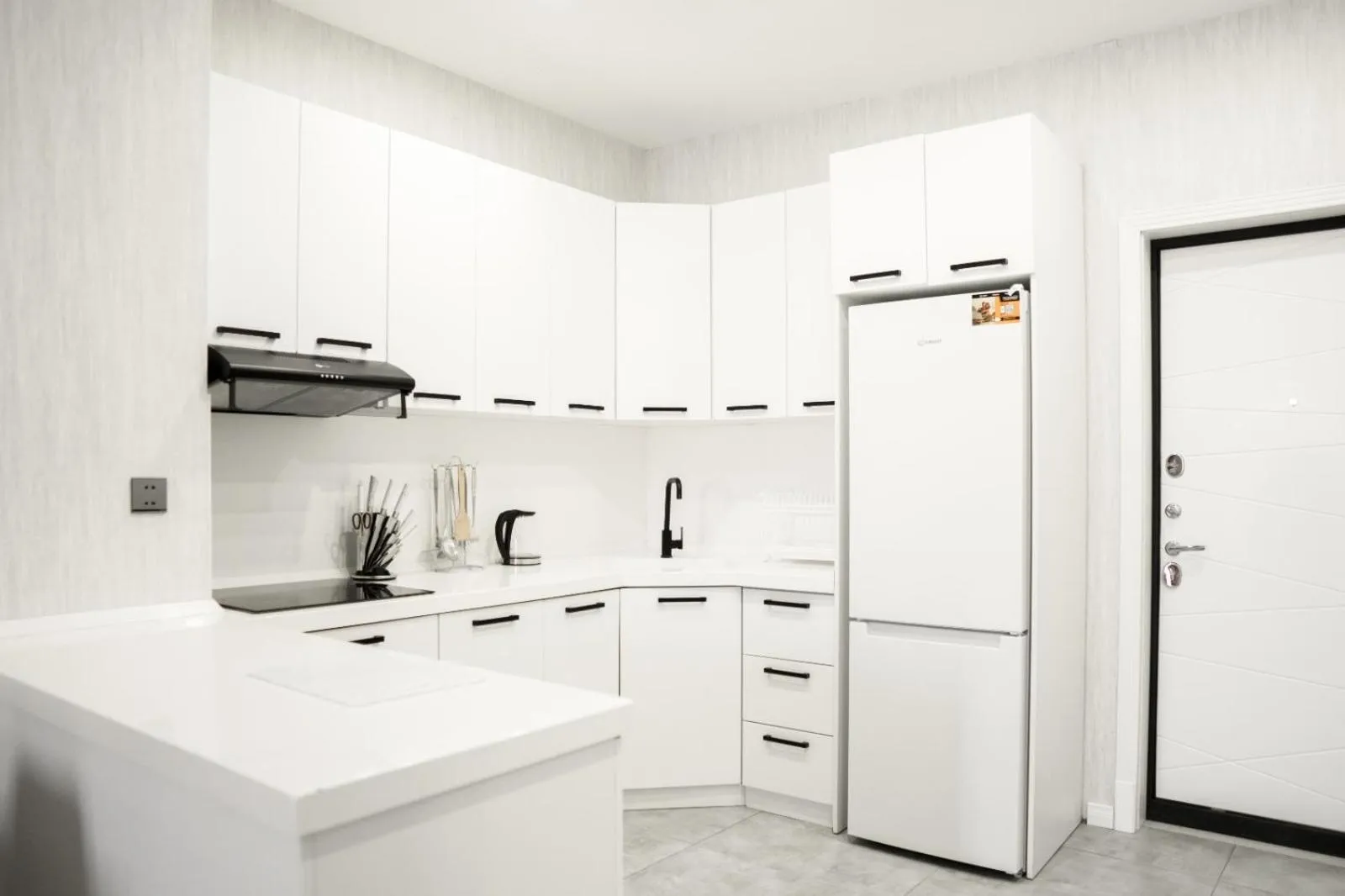 Kitchen or kitchenette in Passage Modern Hotel