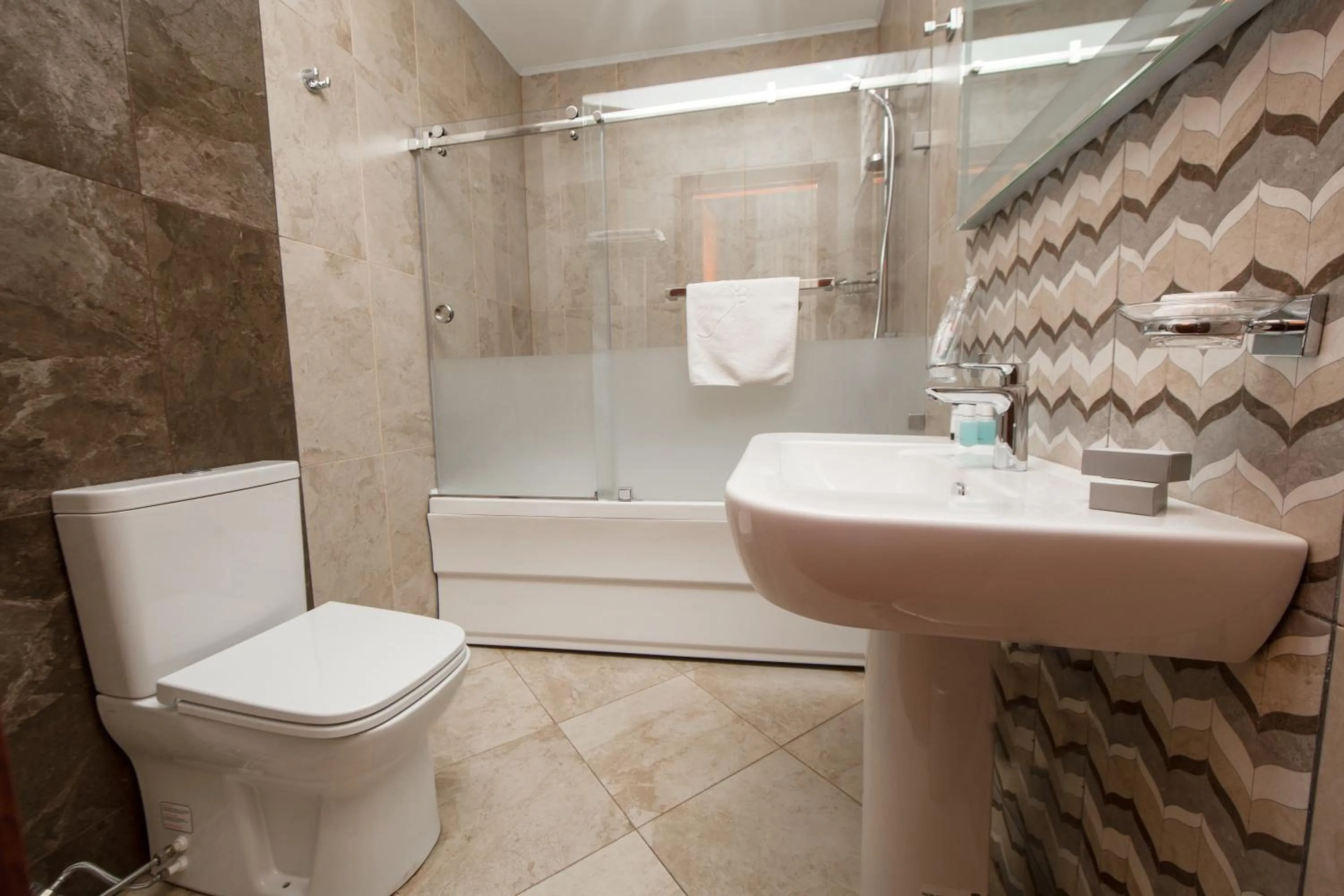 Shower in Passage Modern Hotel