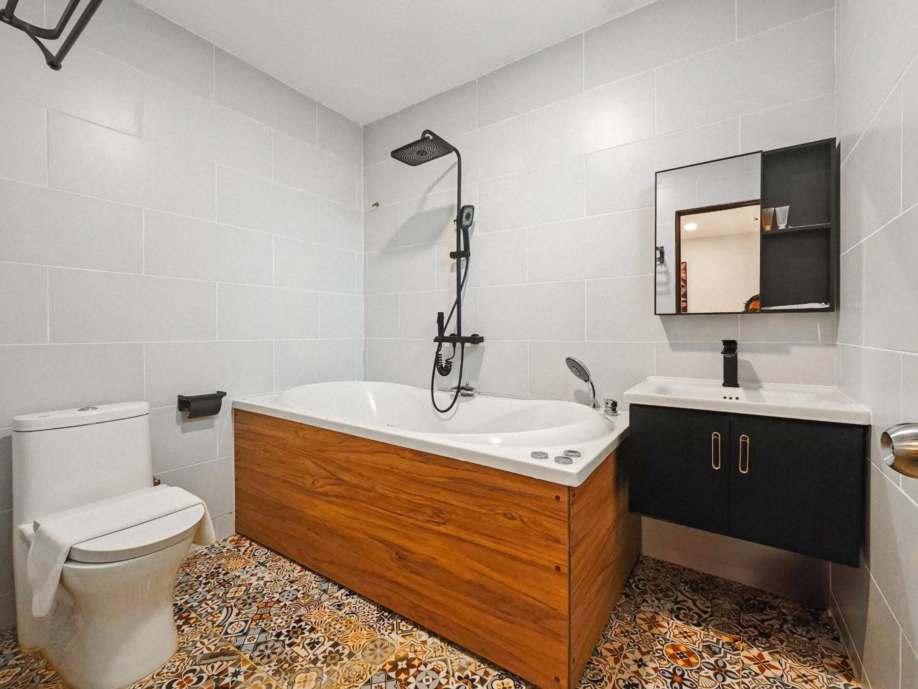 Shower in Mulyo Hotel