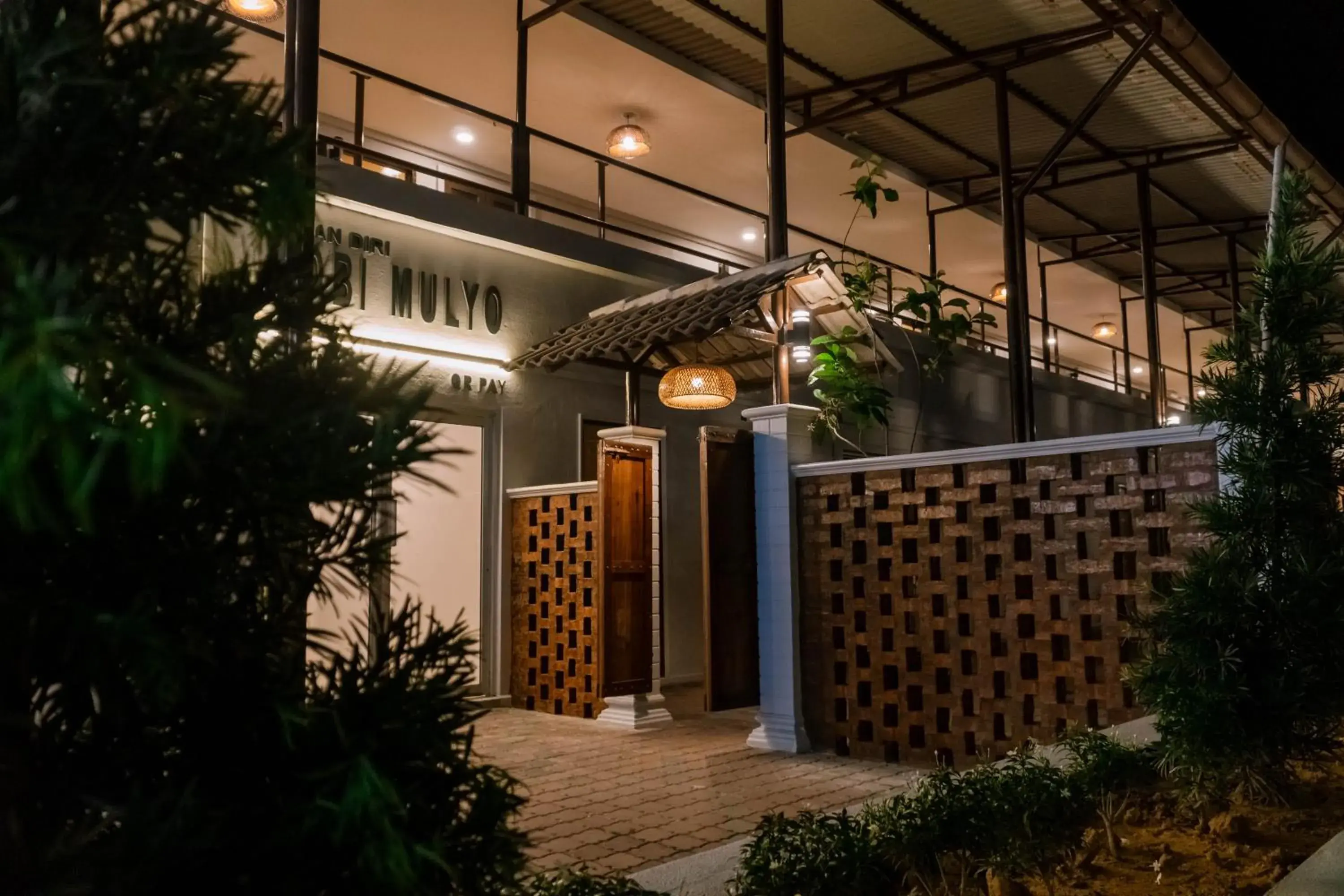 Property building in Mulyo Hotel Property building in Mulyo Hotel