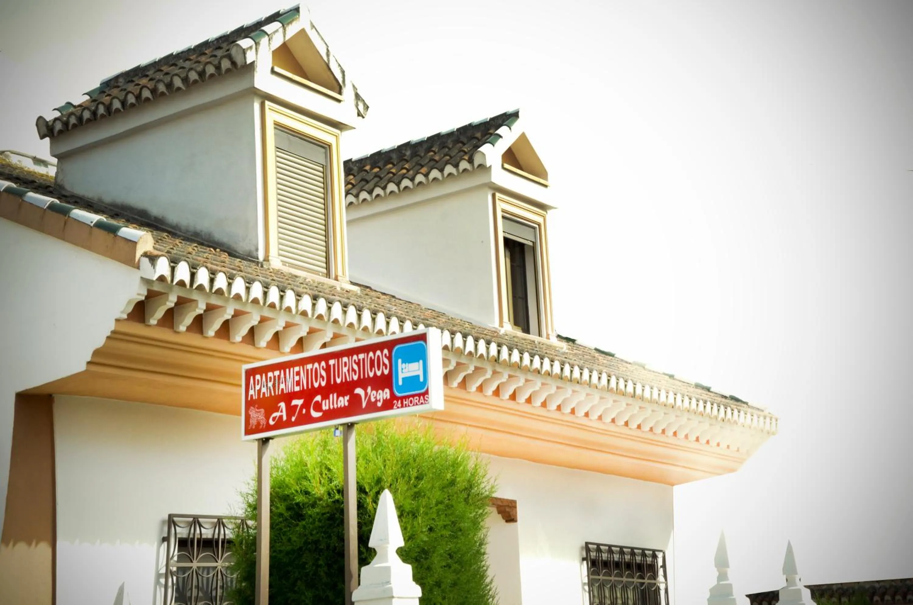 Facade/entrance in Apartamentos Turísticos Cúllar Vega