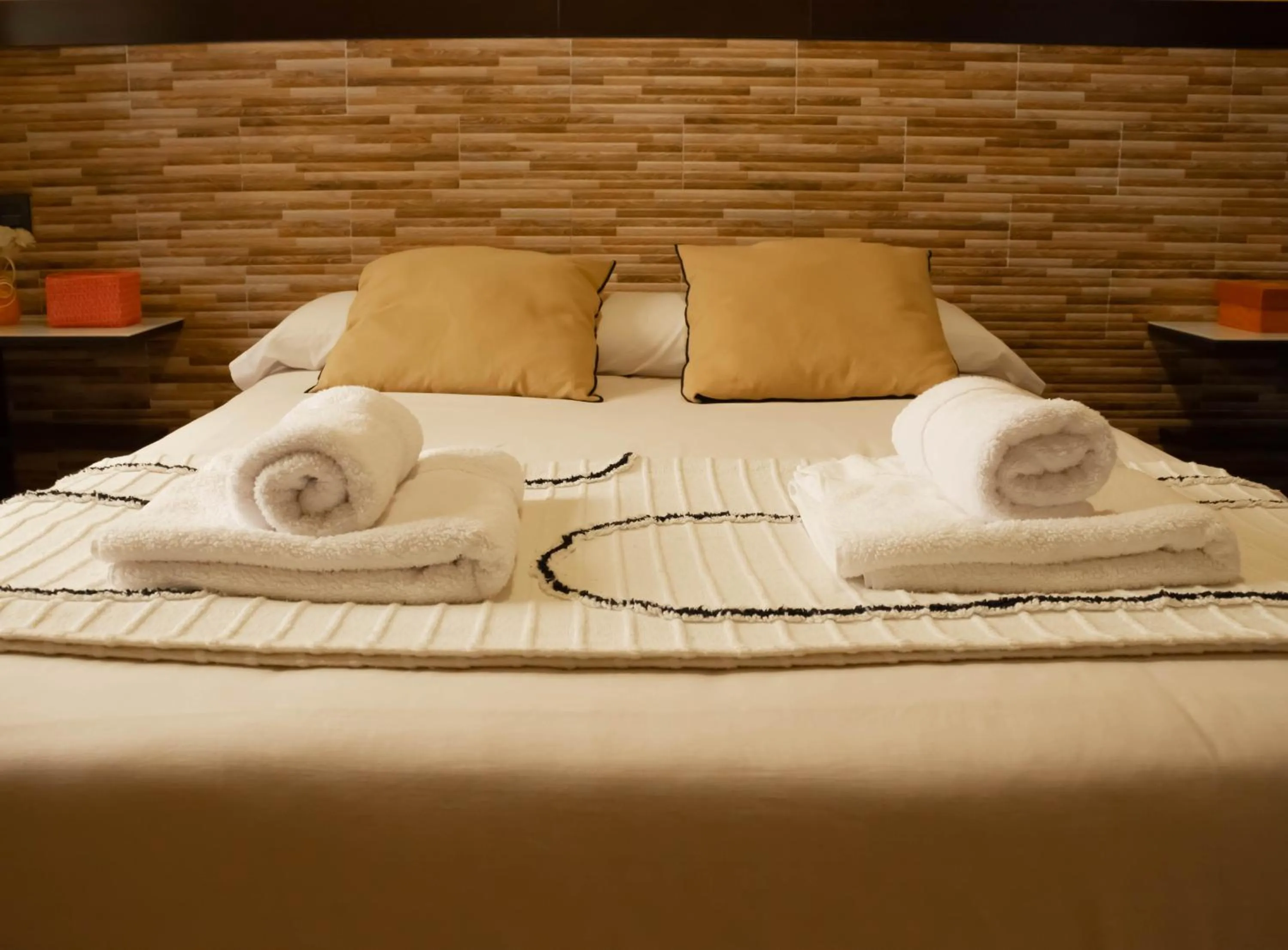 Bedroom, Bed in Apartamentos Turísticos Cúllar Vega