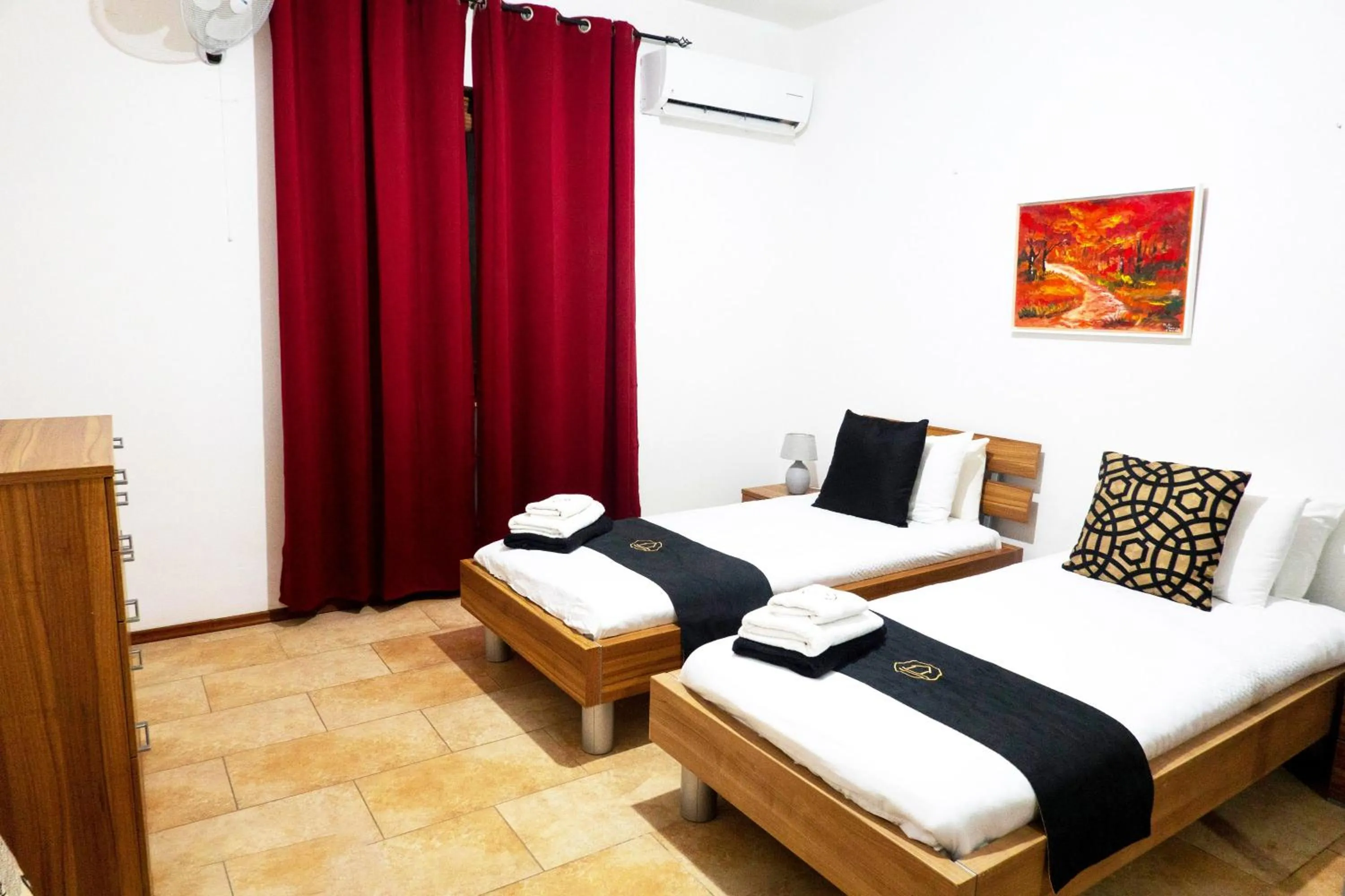 Bedroom, Bed in Mixel Gozitan Villa and Pool - Happy Rentals