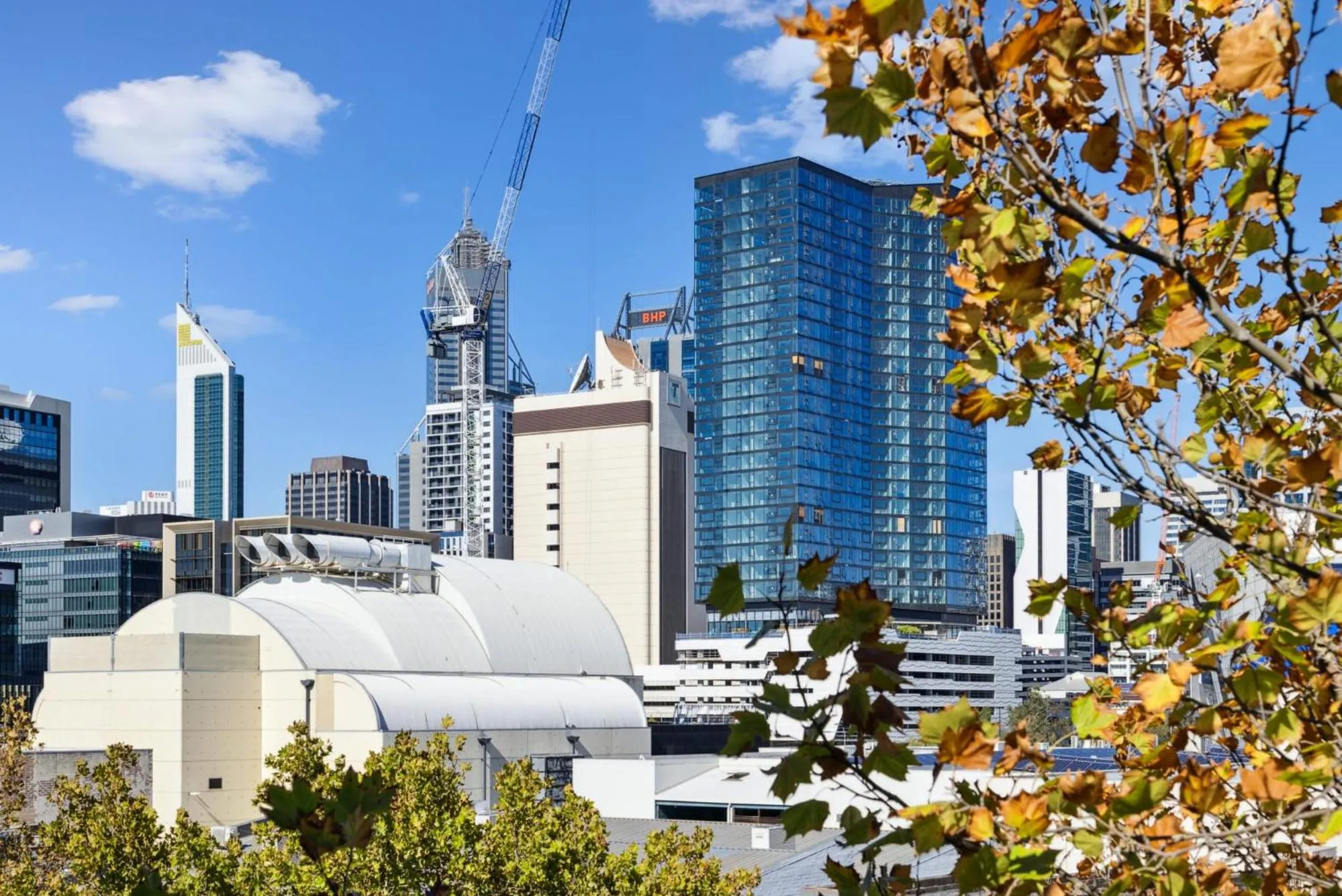 Urban Serenity 2 Bedroom Apt with Stunning Views
