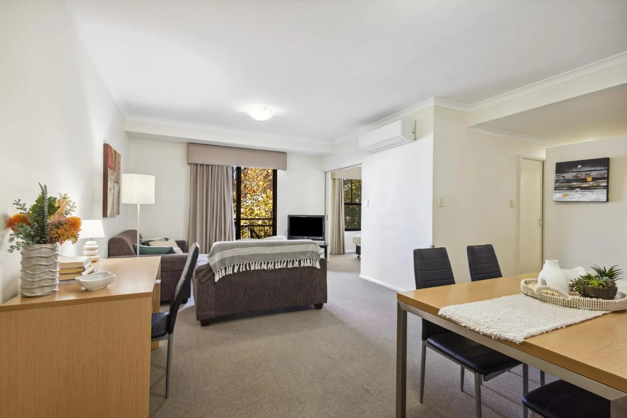 Bed in Urban Serenity 2 Bedroom Apt with Stunning Views