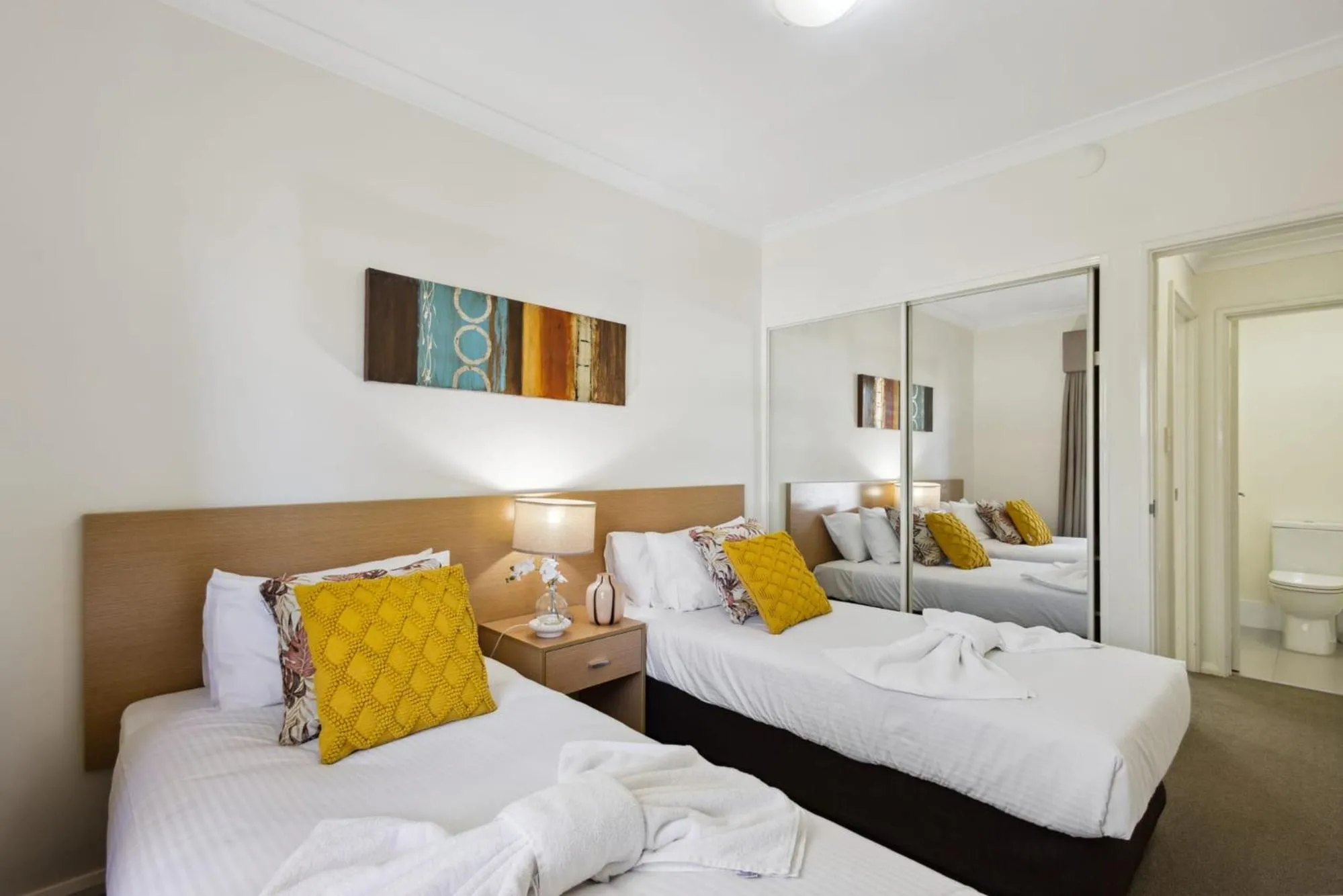 Bed in Urban Serenity 2 Bedroom Apt with Stunning Views
