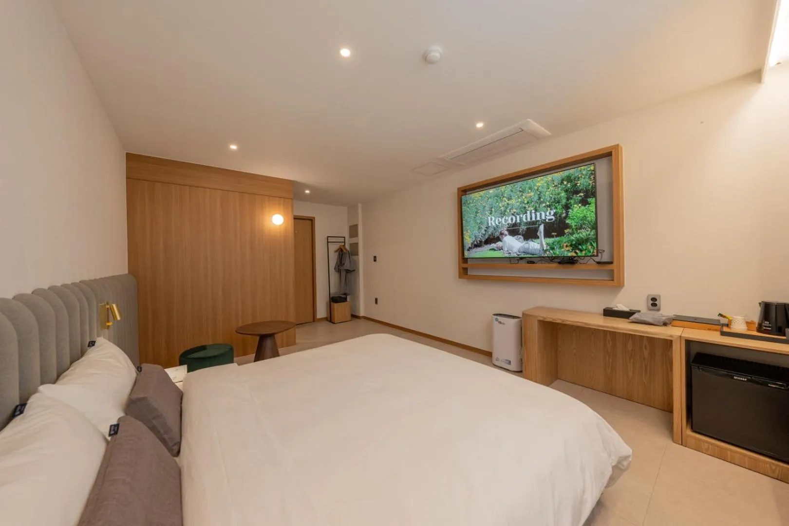 Bed in H-avenue Hotel Munhyeon