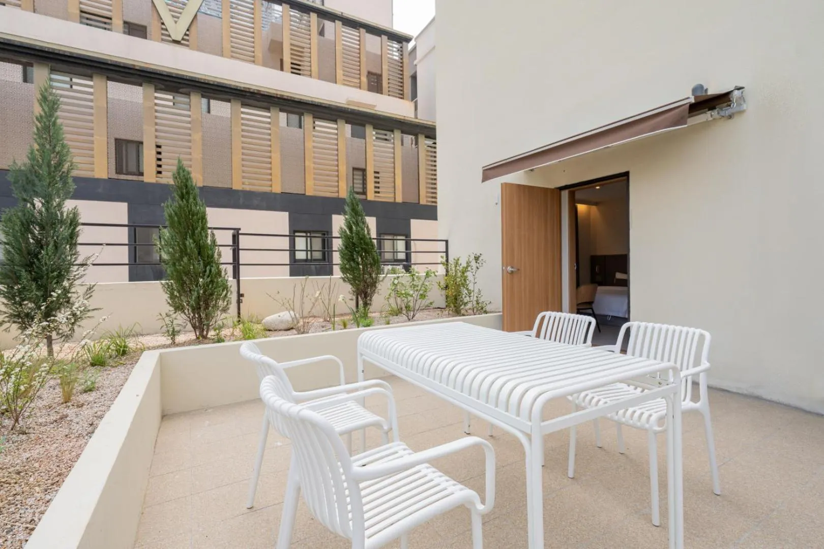 Balcony/Terrace in H-avenue Hotel Munhyeon