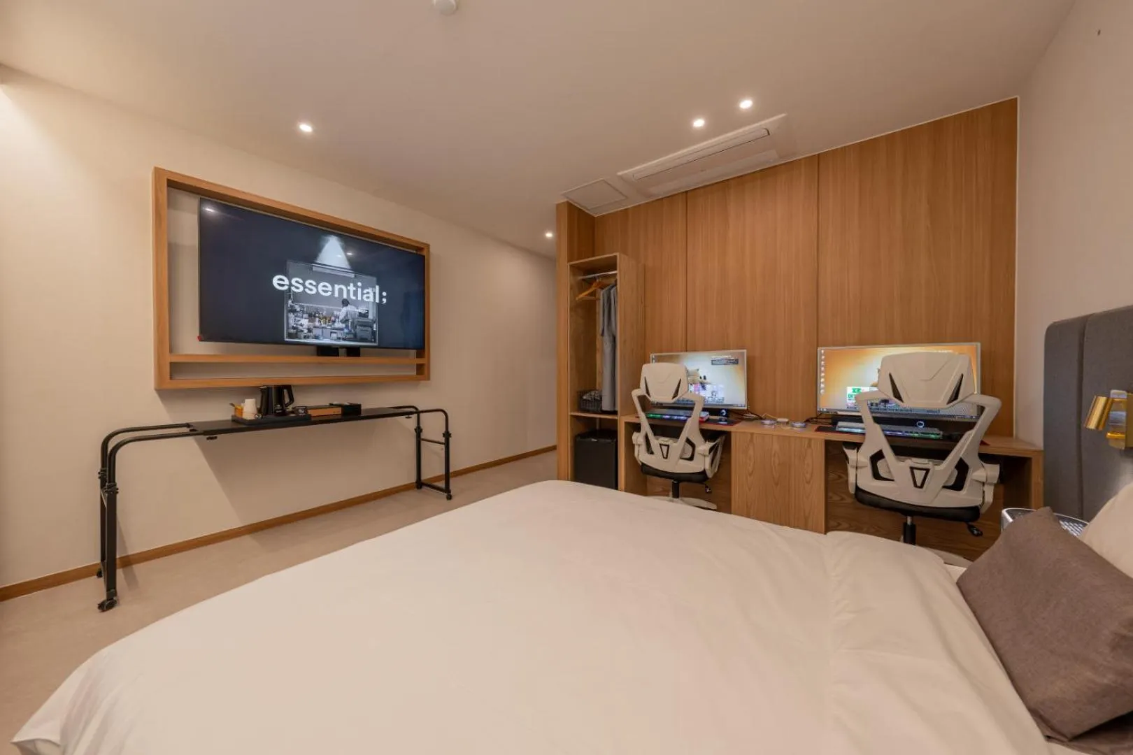 TV and multimedia, Bed in H-avenue Hotel Munhyeon