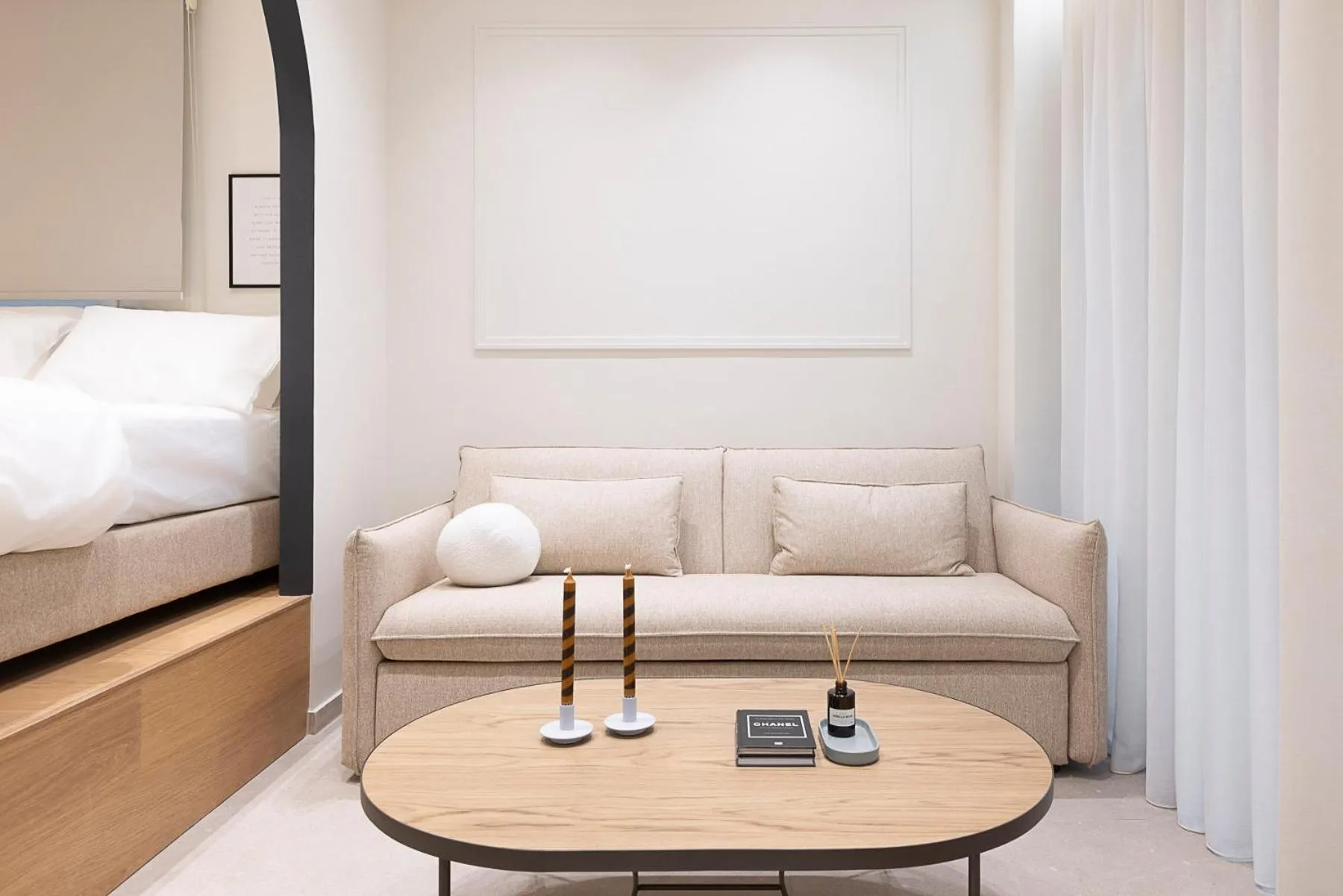 Seating area, Bed in Urban Folks Svolou