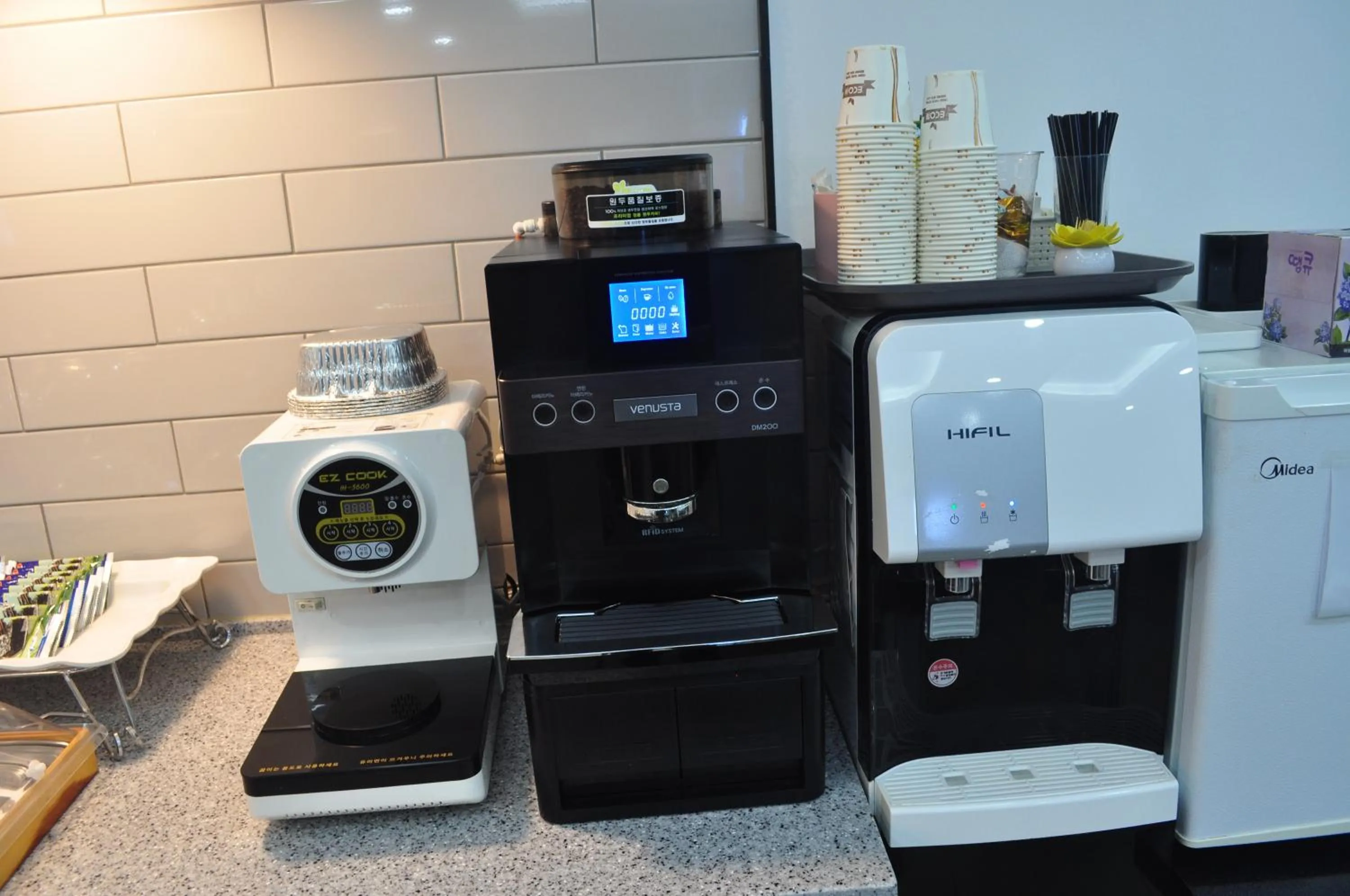 Coffee/tea facilities in HOUND Hotel Sangmu