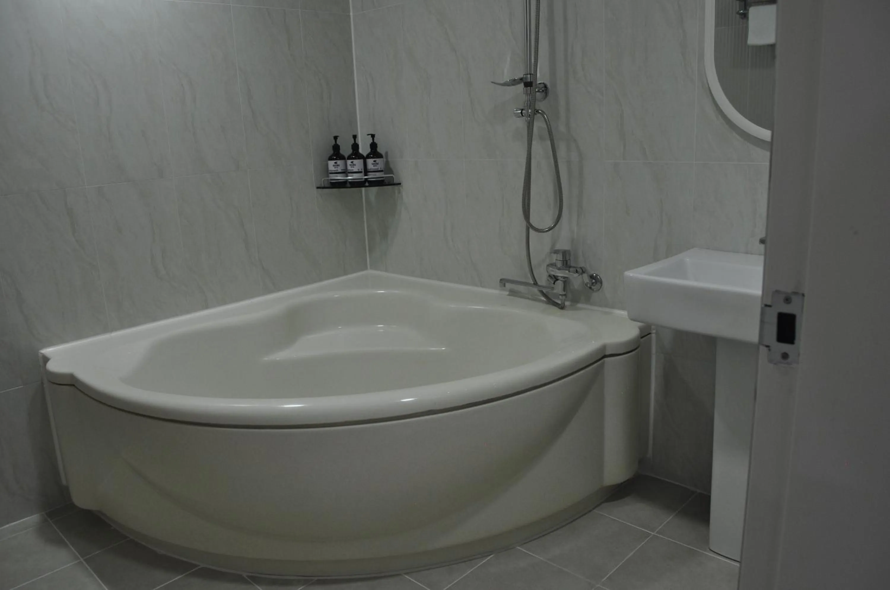 Hot Tub in HOUND Hotel Sangmu