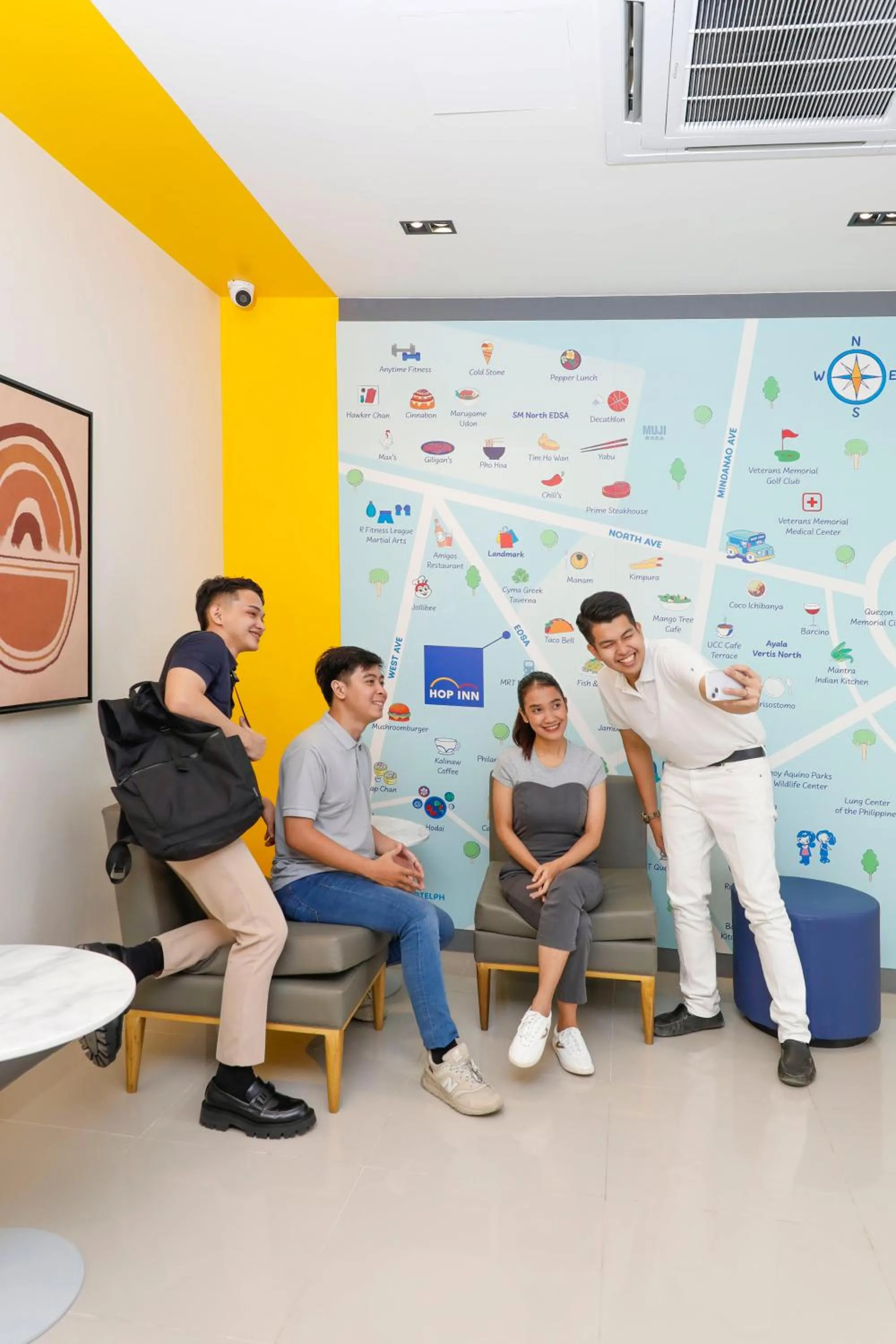 Lobby or reception in Hop Inn Hotel North EDSA Quezon City