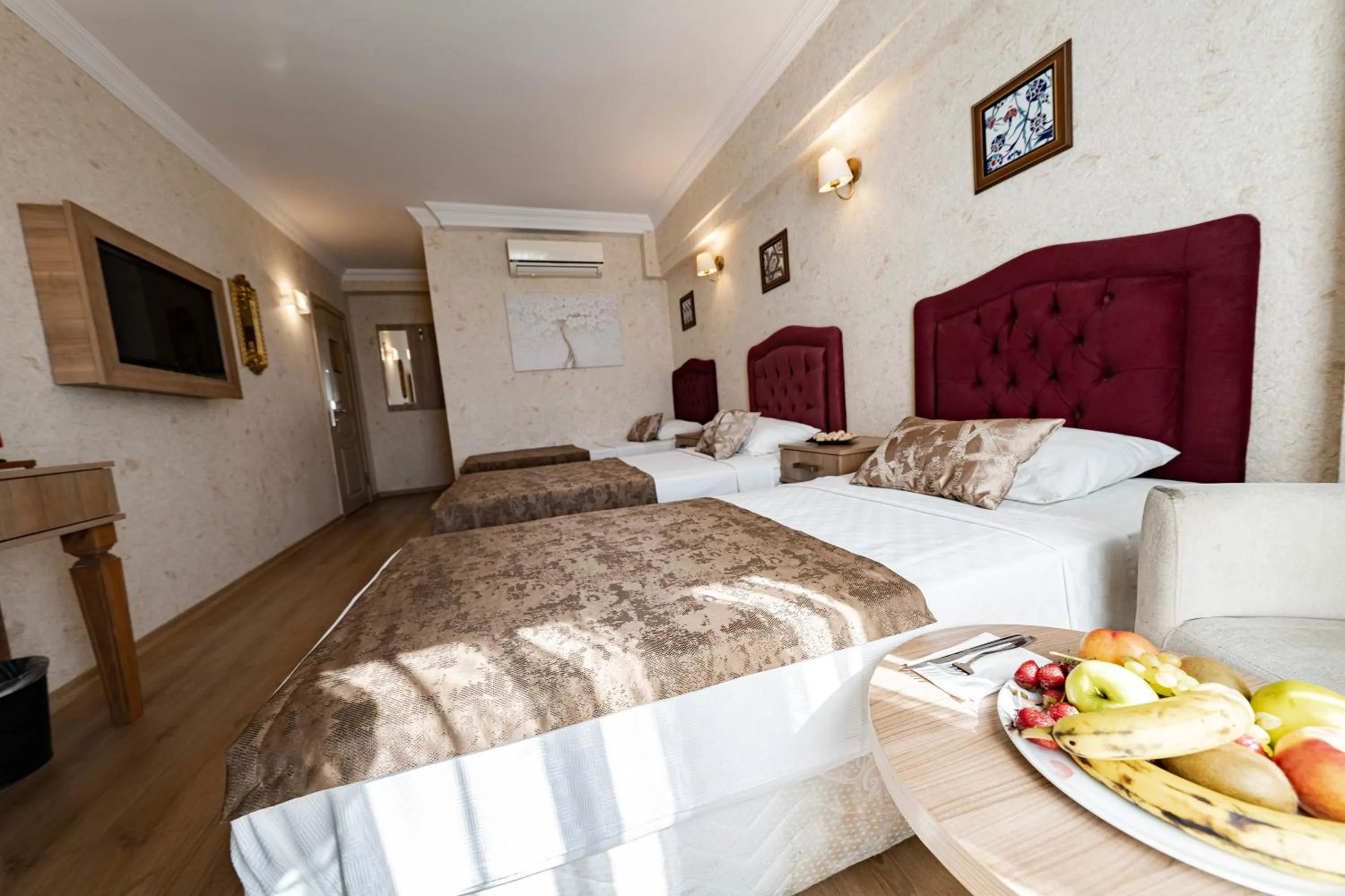 Massage, Bed in Konur Hotel