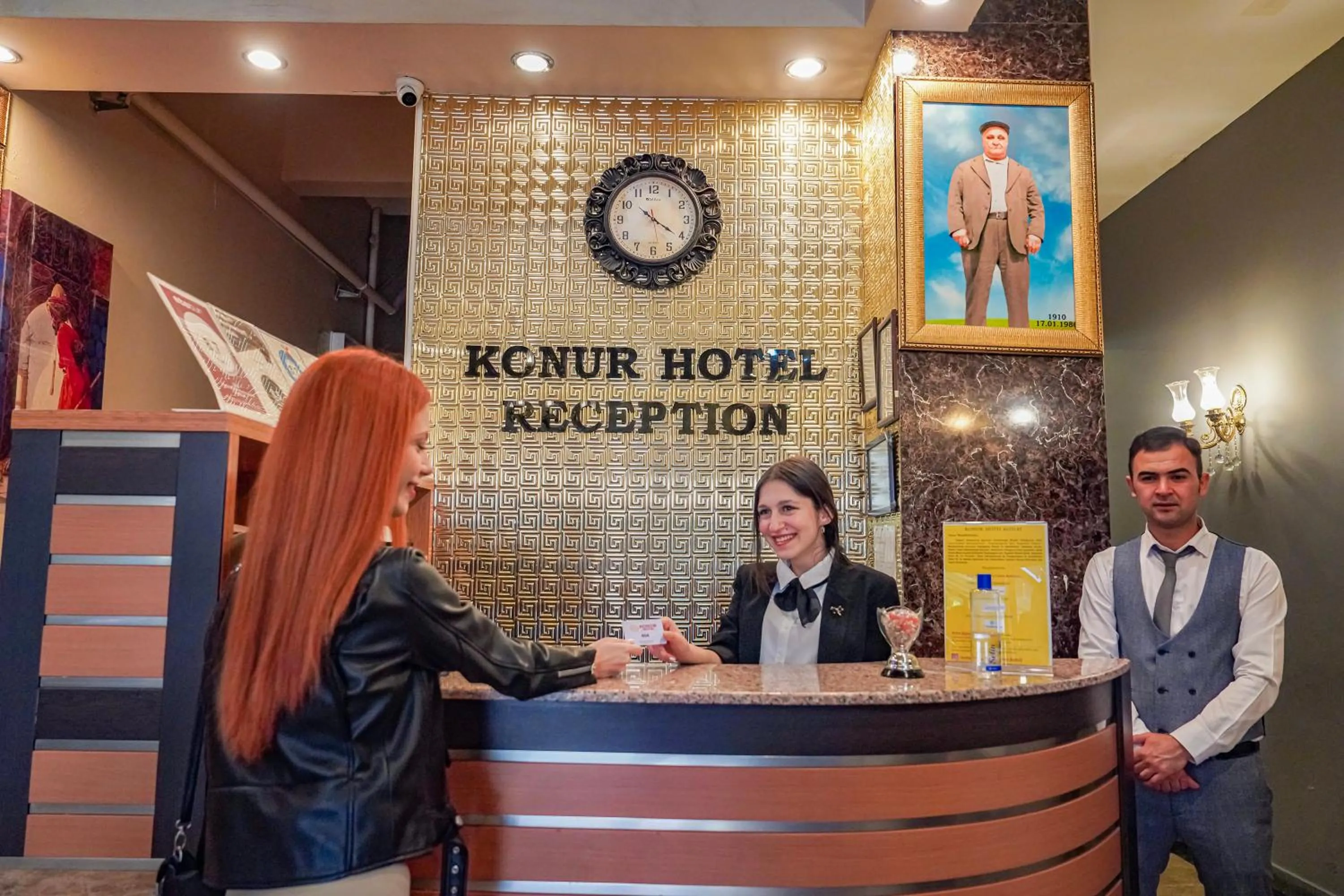 Lobby or reception in Konur Hotel