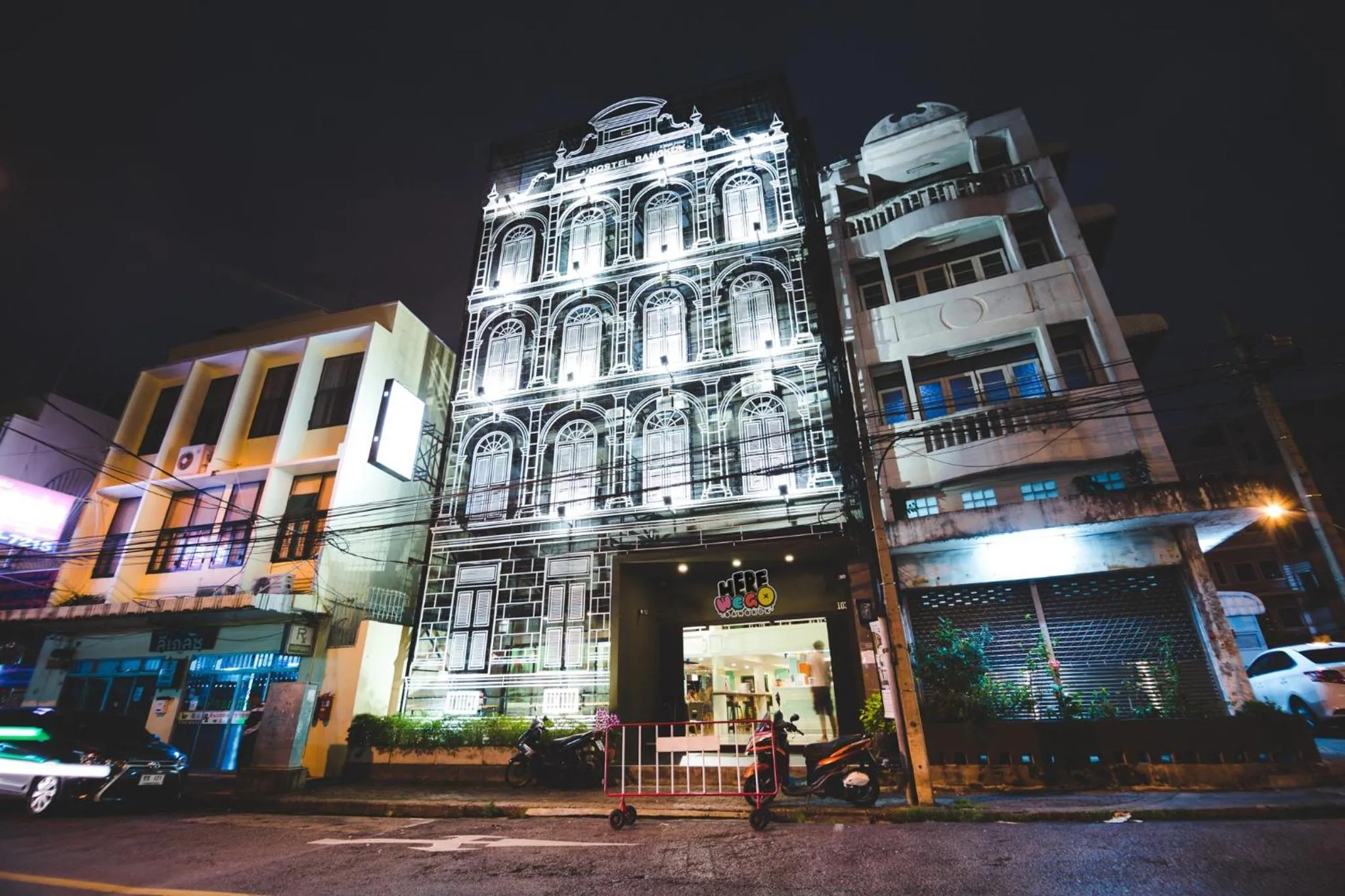 Property building in Here We Go Bangkok