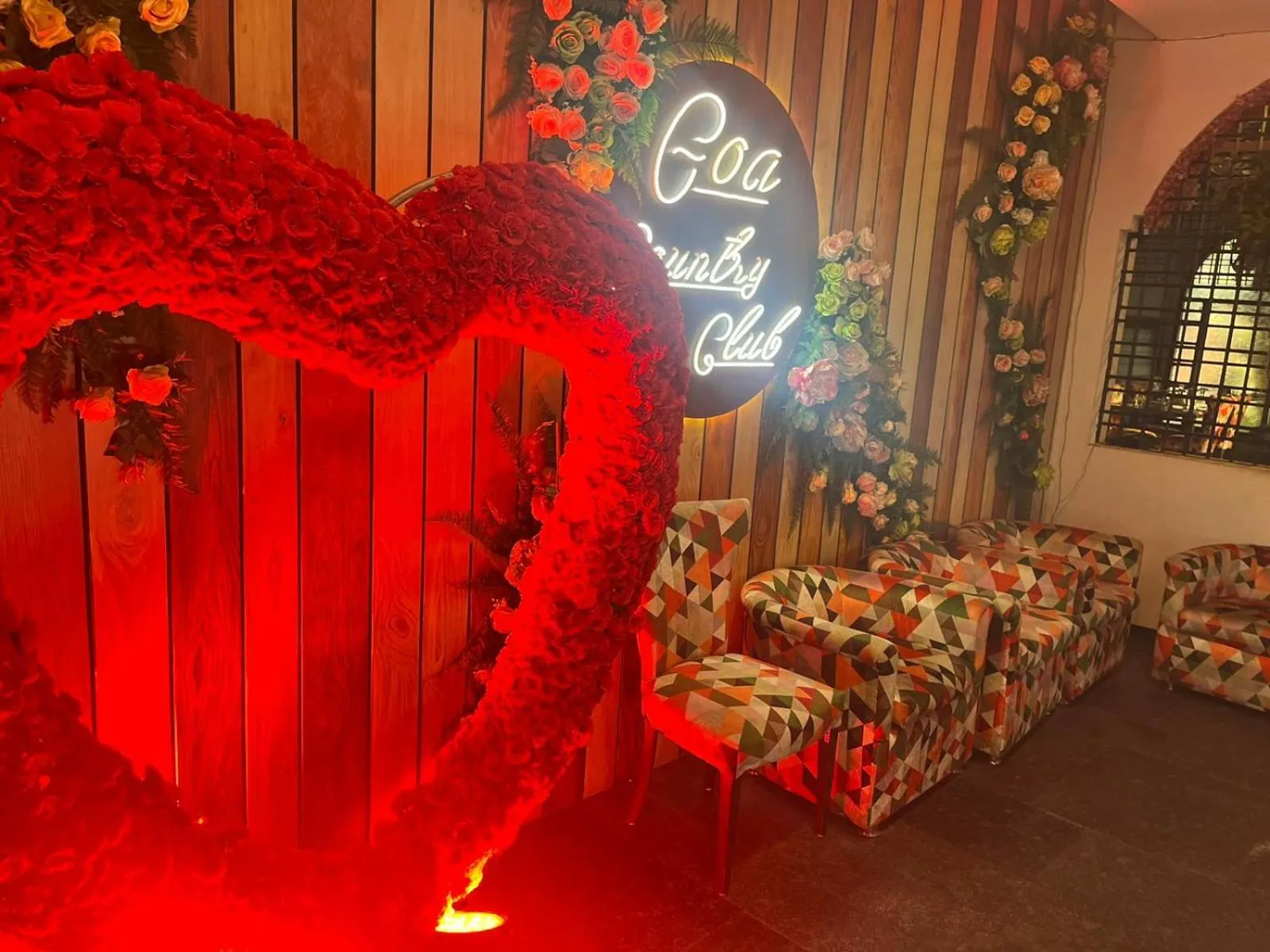 Restaurant/places to eat in Goa Country Club By Pearl Near Udyog vihar Yashobhoomi