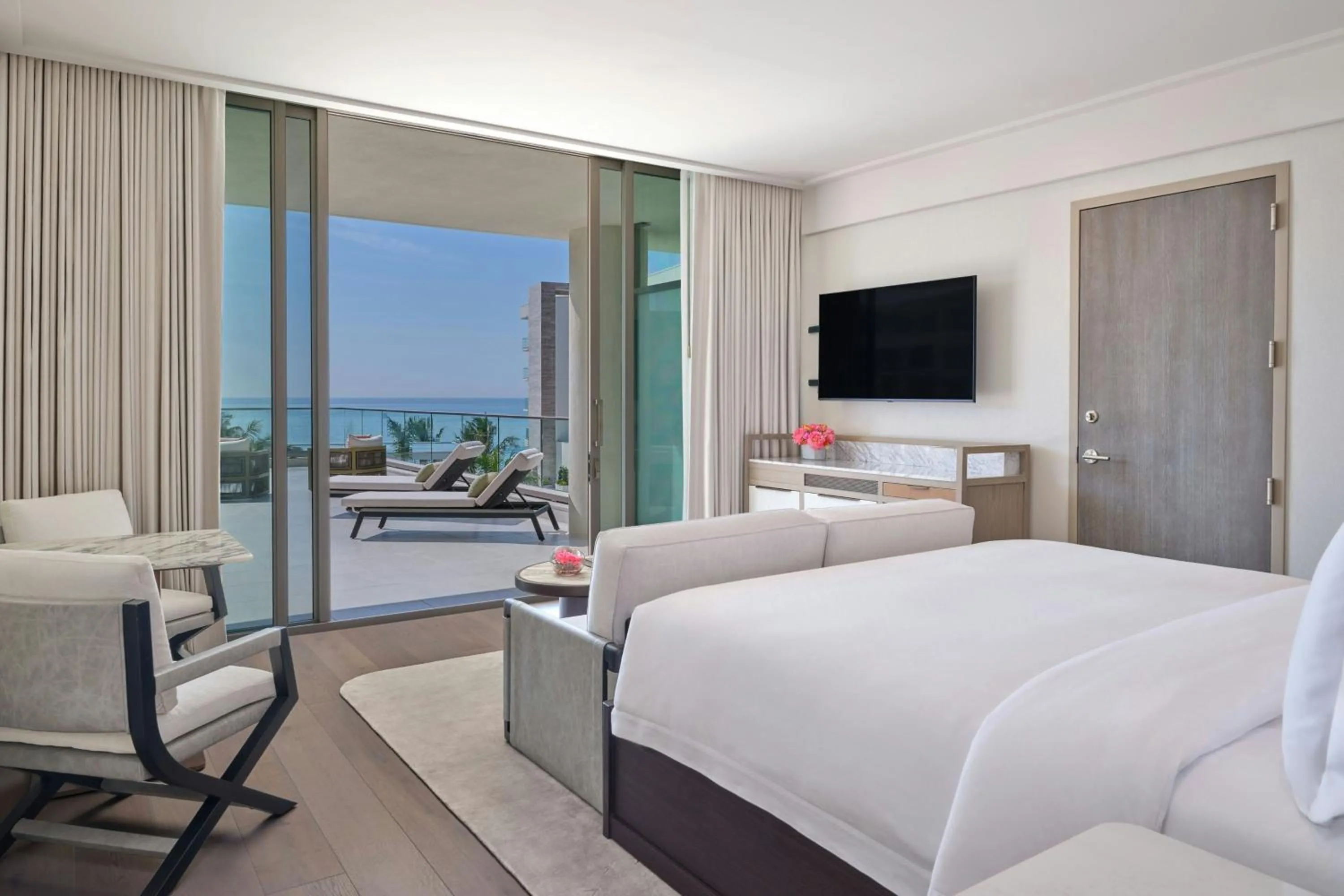 Bedroom, Bed in The St. Regis Longboat Key Resort