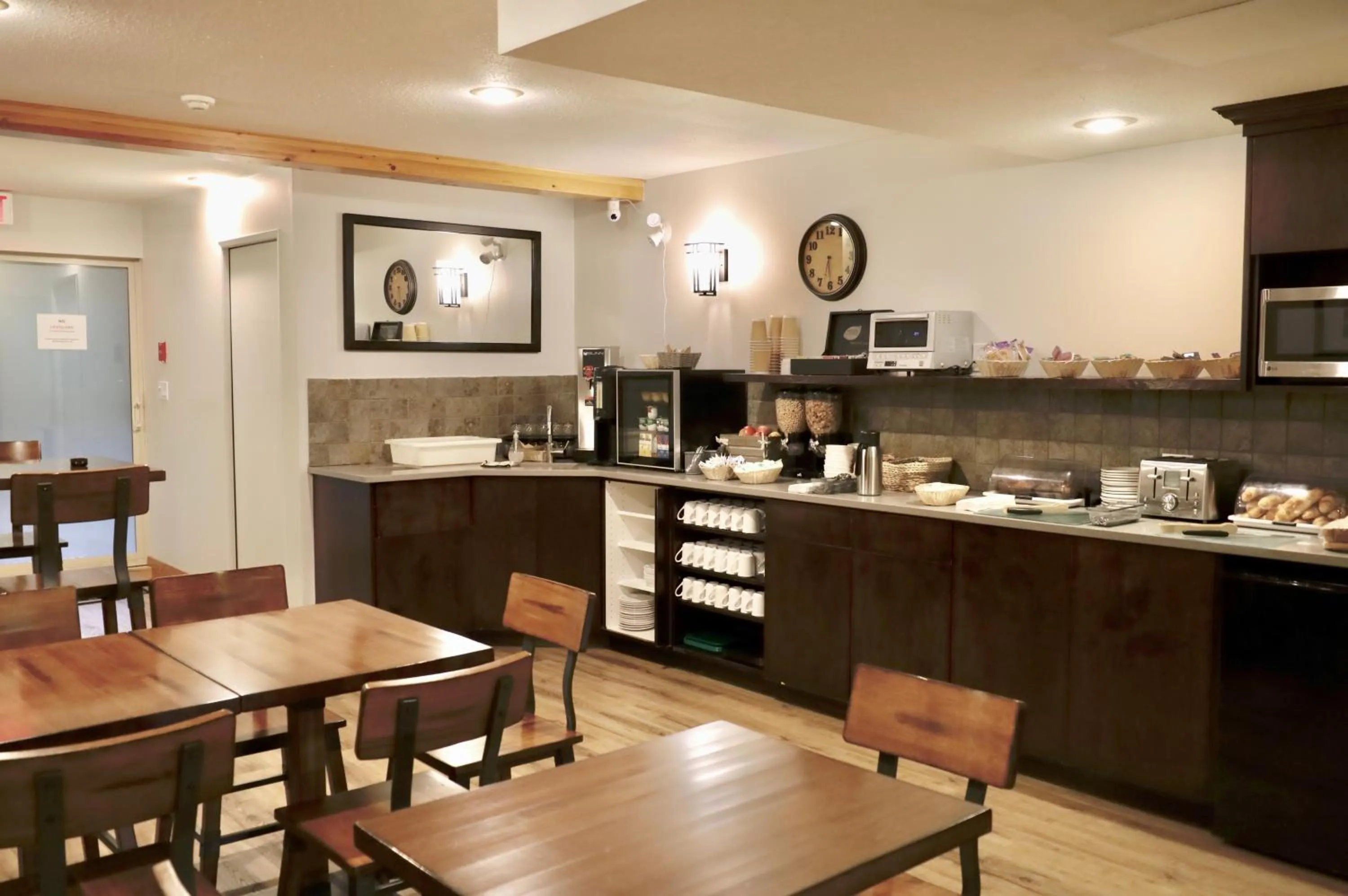 Glacier Mountain Lodge