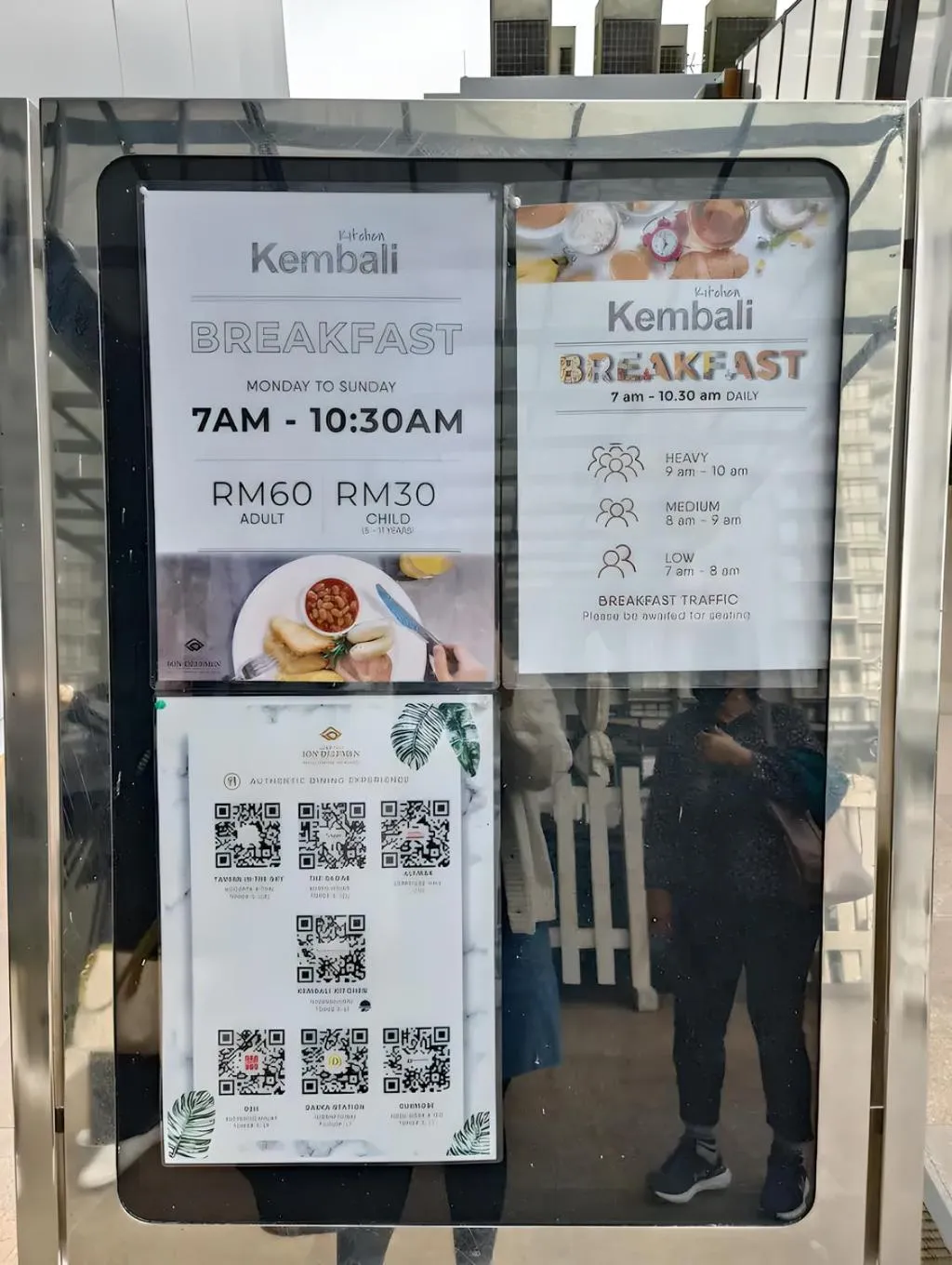 Restaurant/places to eat in Emerald Homes Cozy Homestay at Ion Delemen Genting Highlands