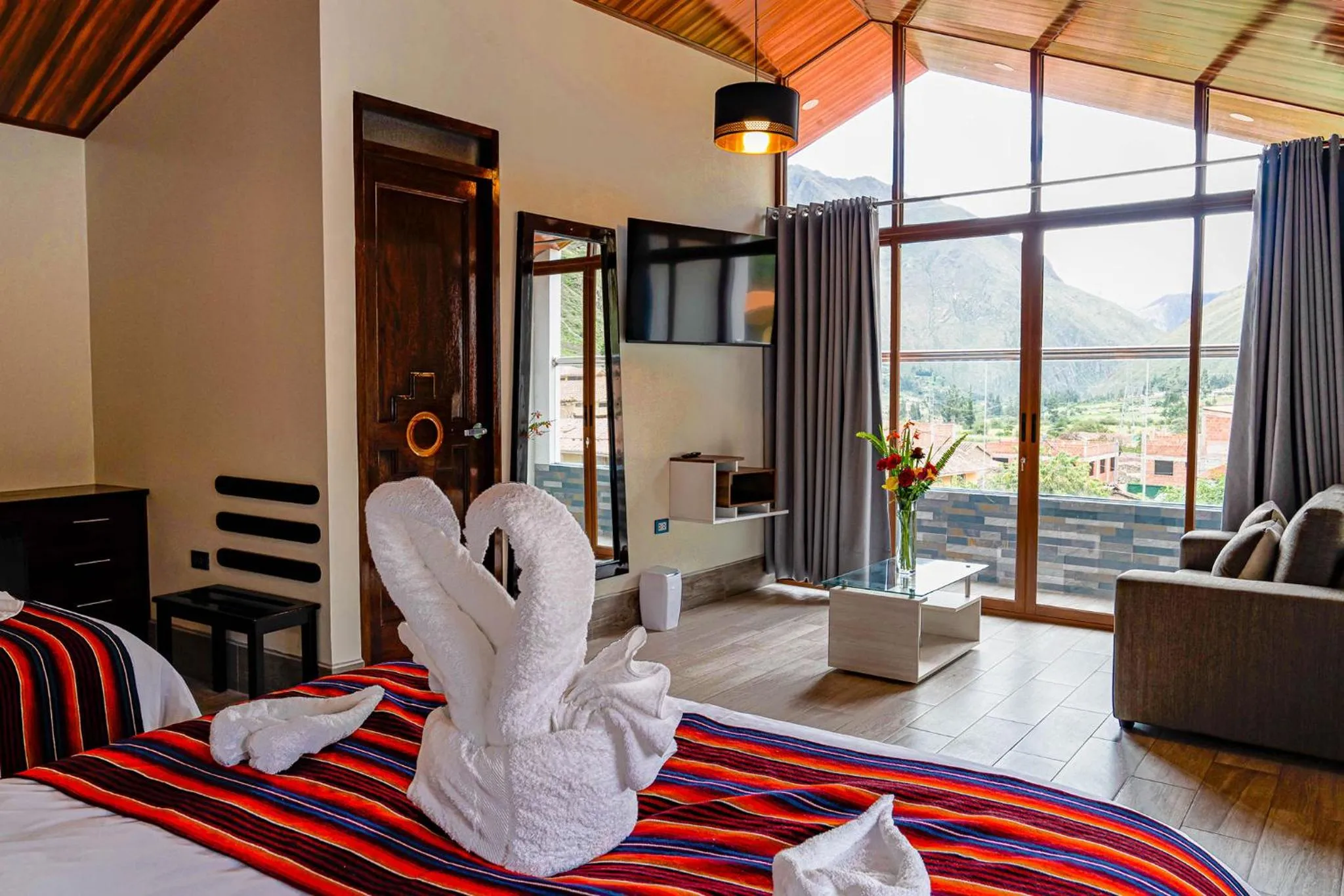 Photo of the whole room, Bed in Hotel Tierra Inka Sacred Valley