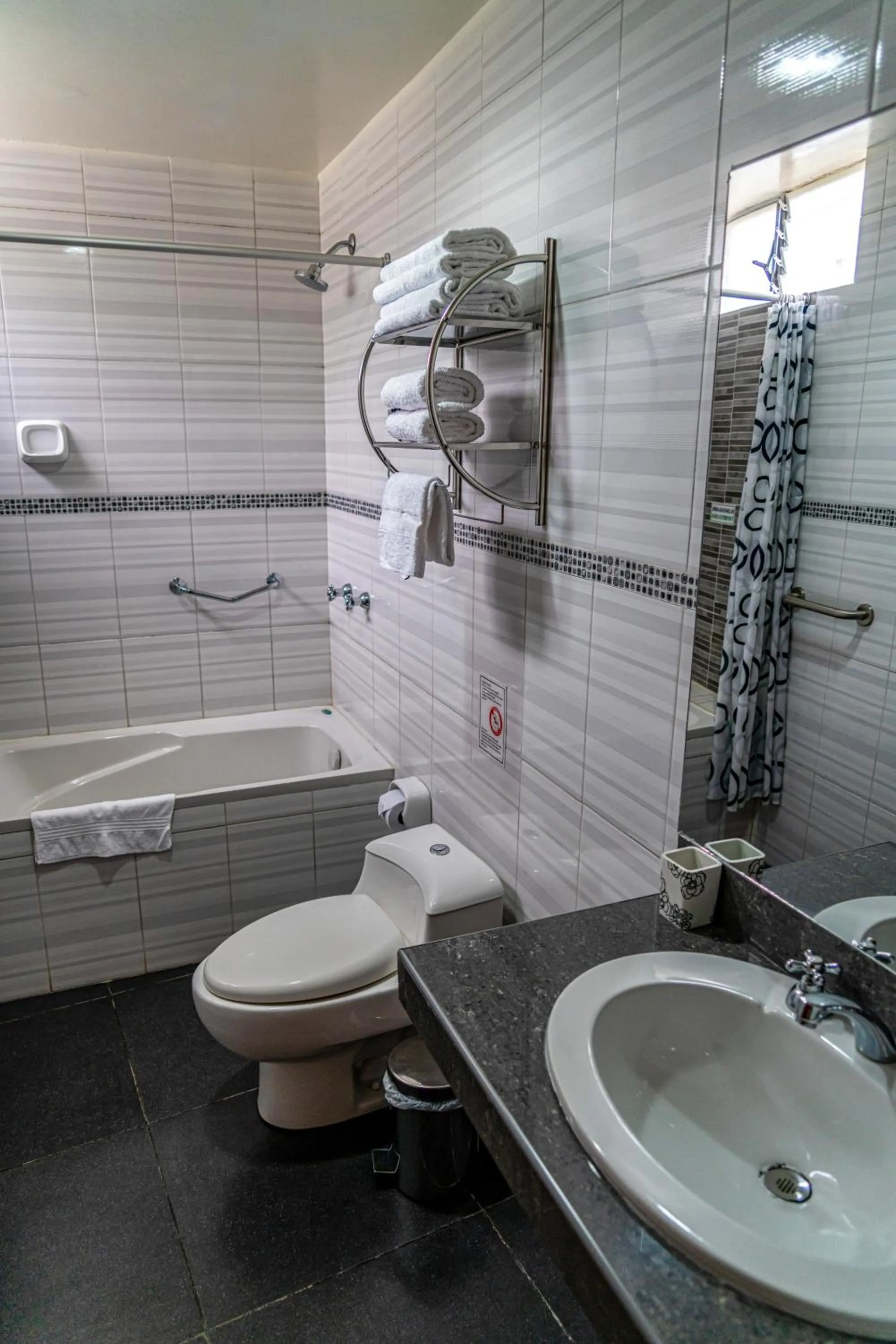 Shower in Hotel Tierra Inka Sacred Valley