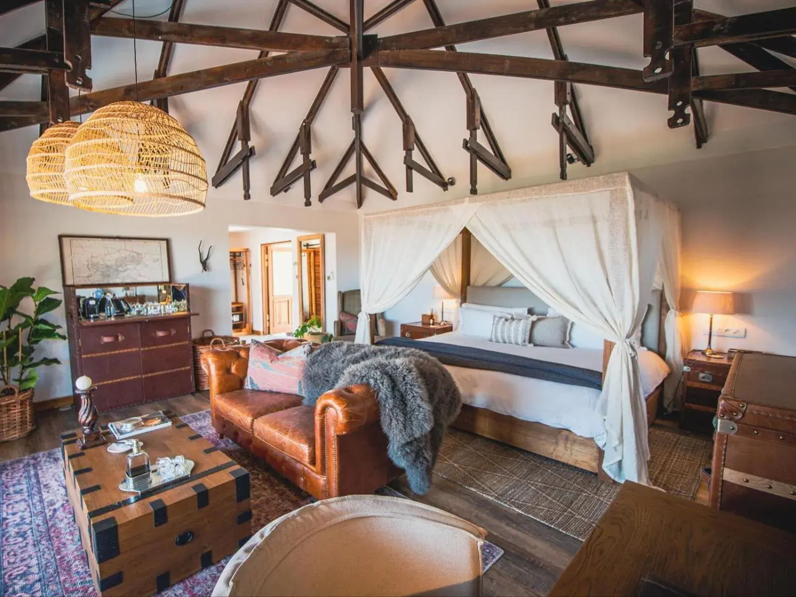 Luxury Chalet - single occupancy in Otjiwa Mountain Lodge Luxury Chalet - single occupancy in Otjiwa Mountain Lodge