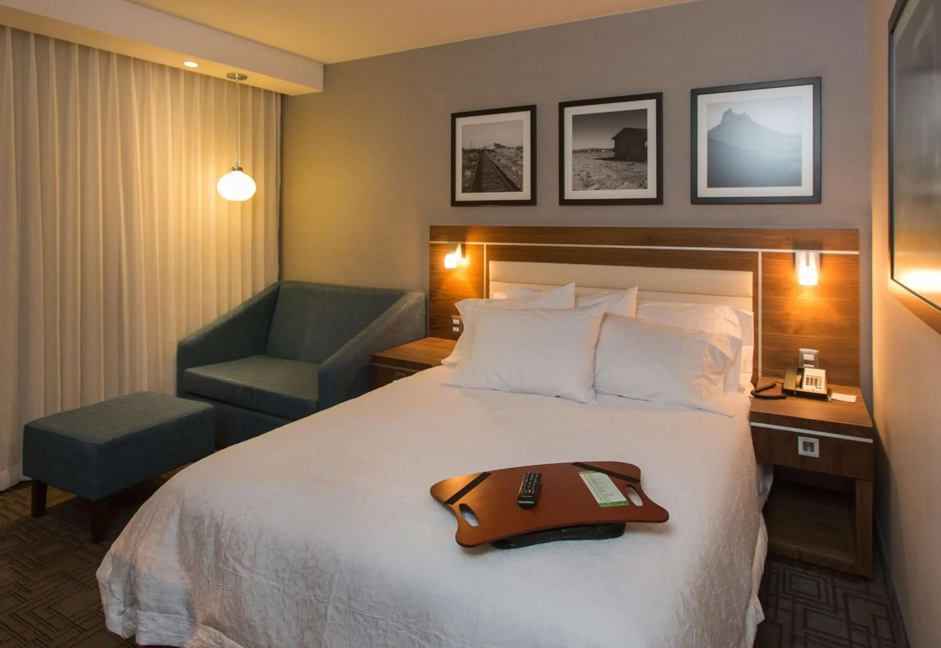 Bed in Hampton Inn by Hilton Hermosillo Bed in Hampton Inn by Hilton Hermosillo