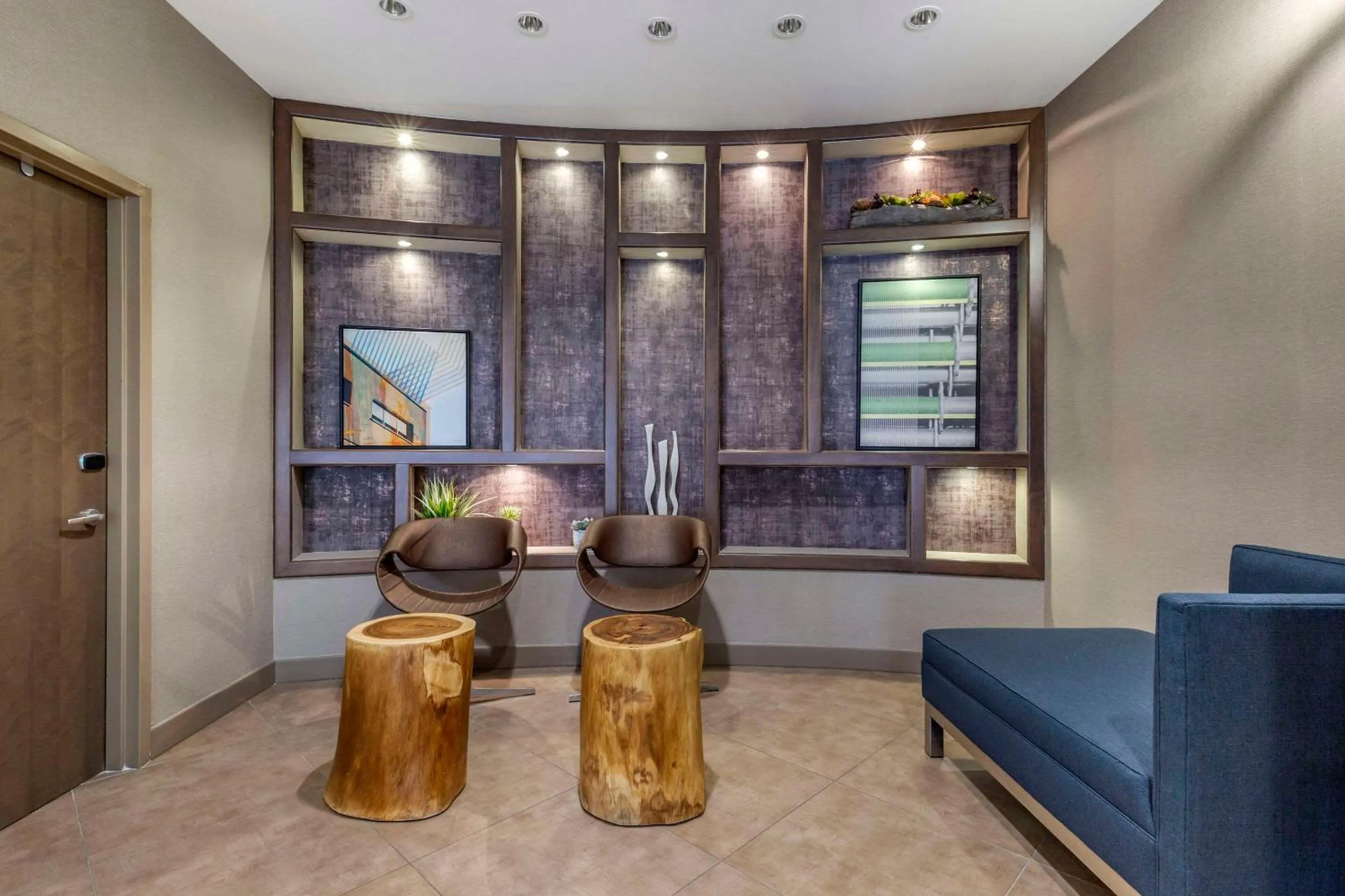 Lobby or reception in Cambria Hotel Rockville